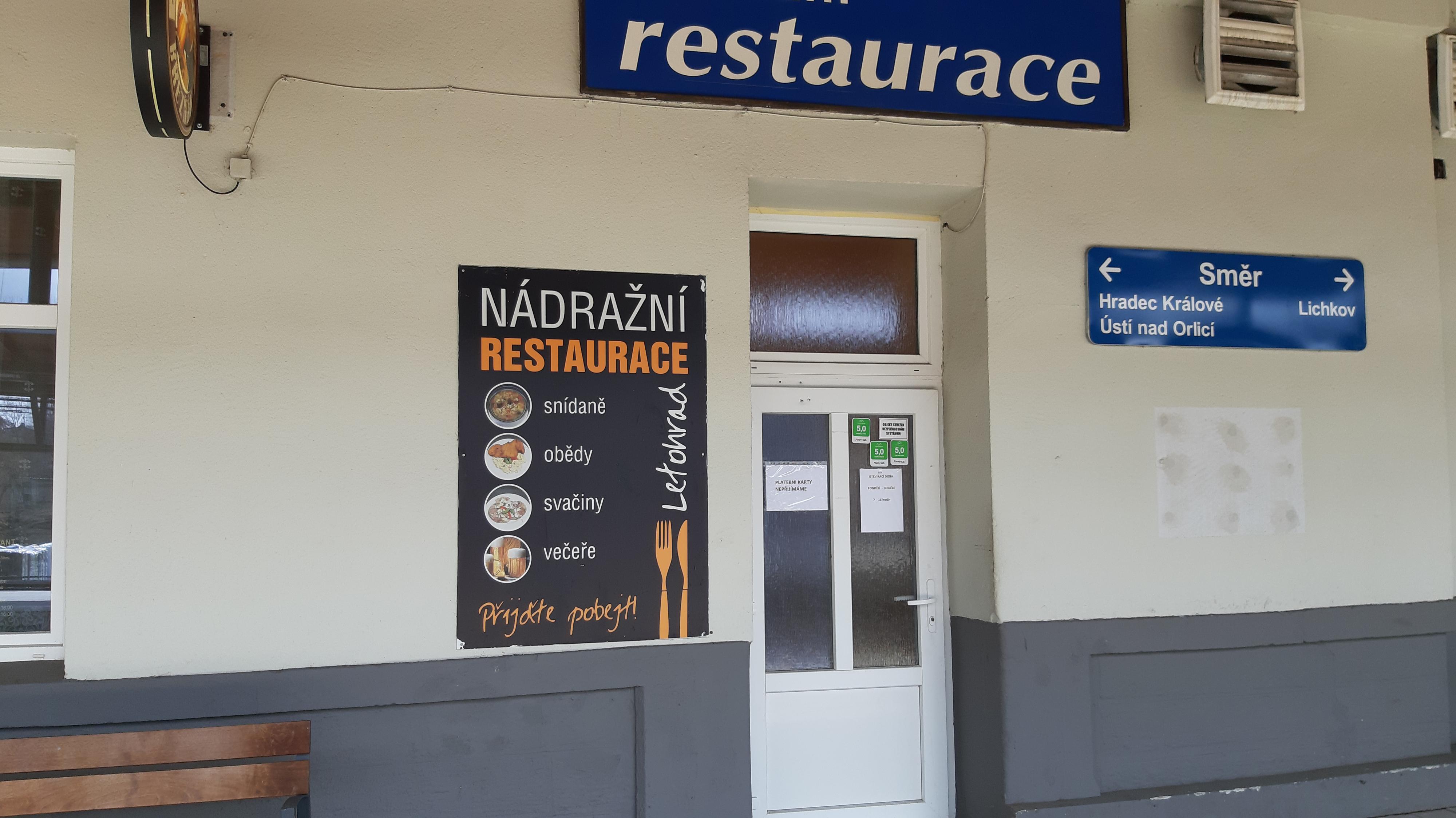Nádražní restaurace Letohrad foto 2