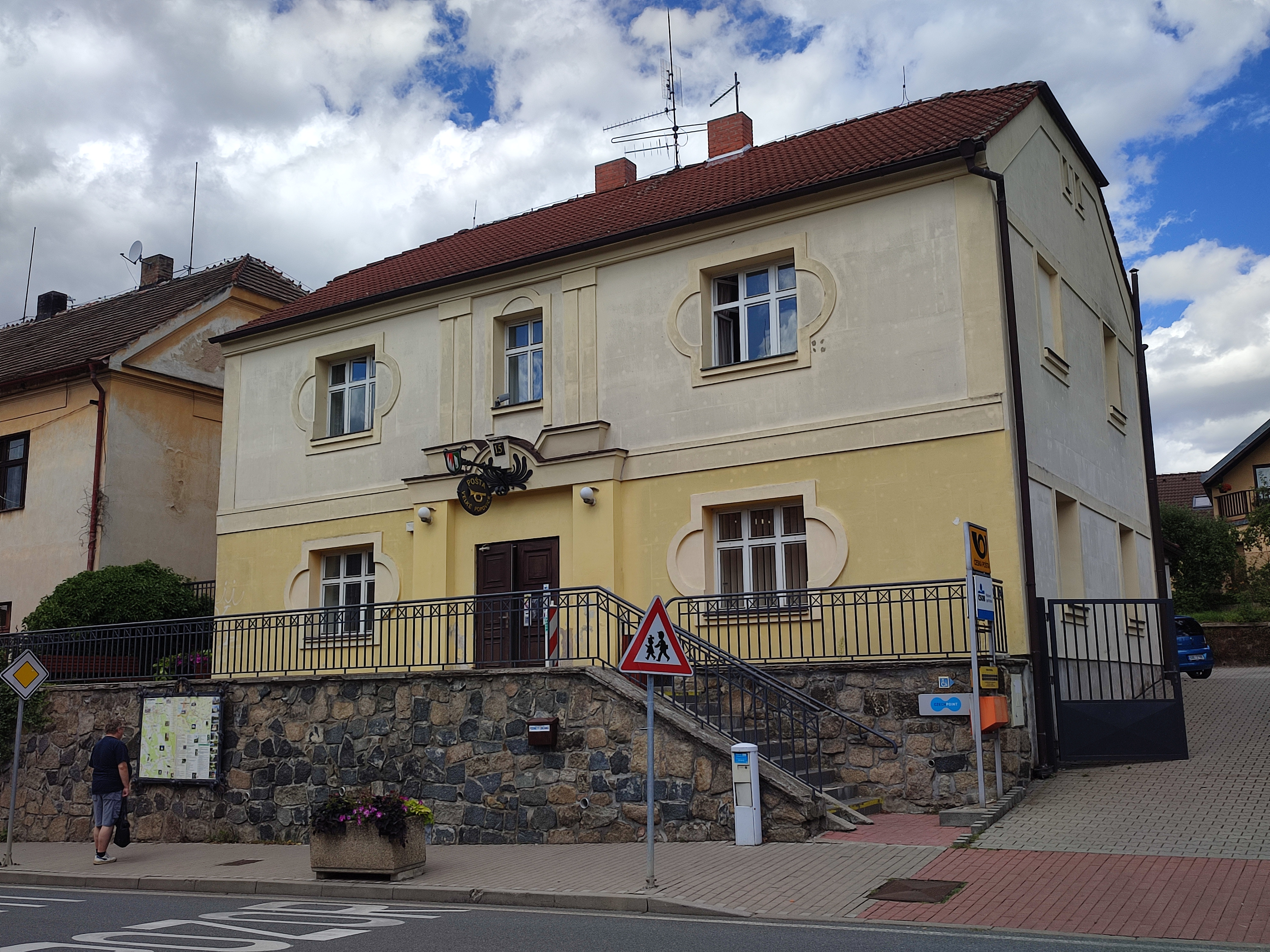 Pošta Velké Popovice foto 2