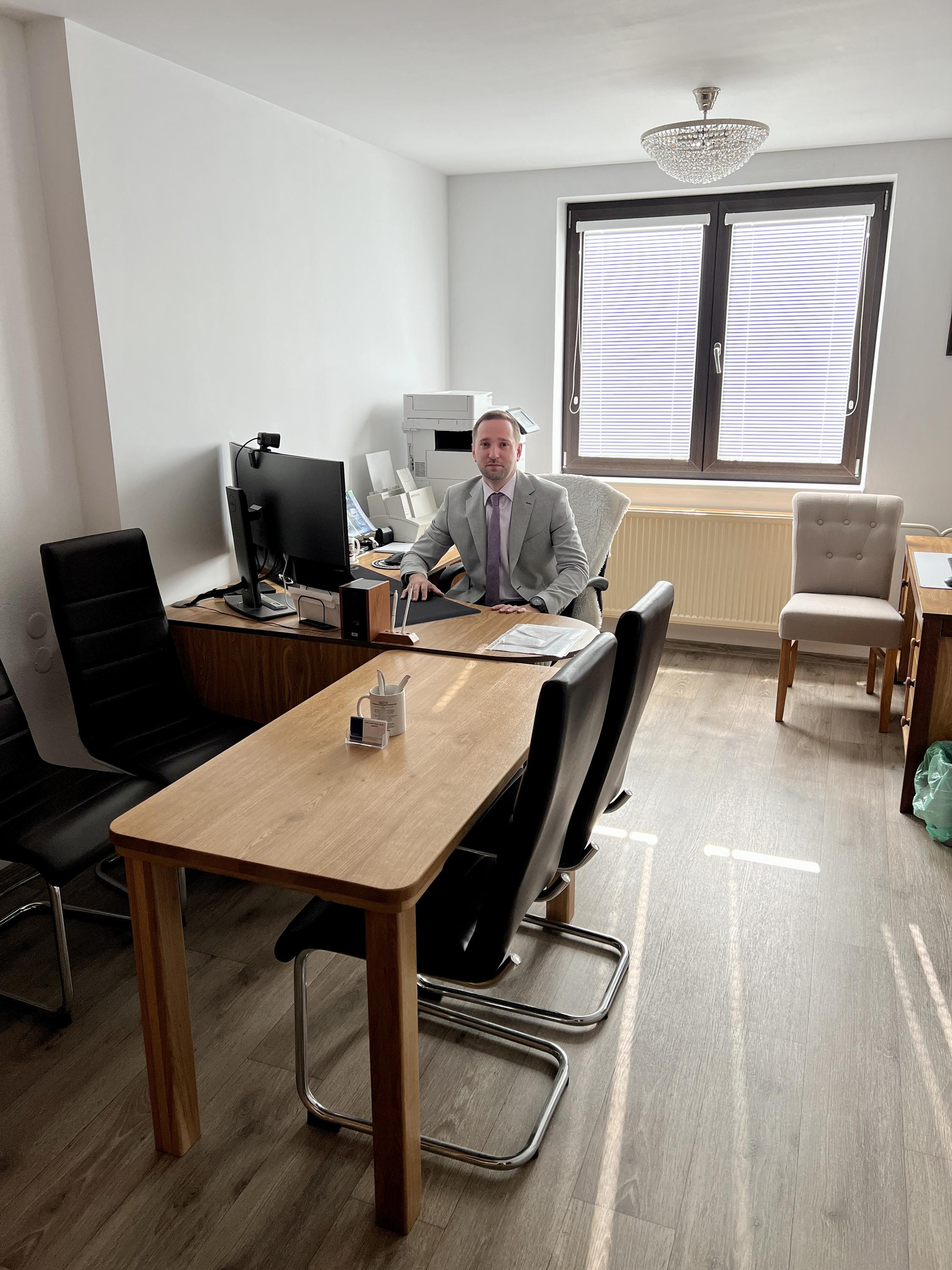 JUDr. Petr Prchal, Ph.D. - Advokátní kancelář foto 3