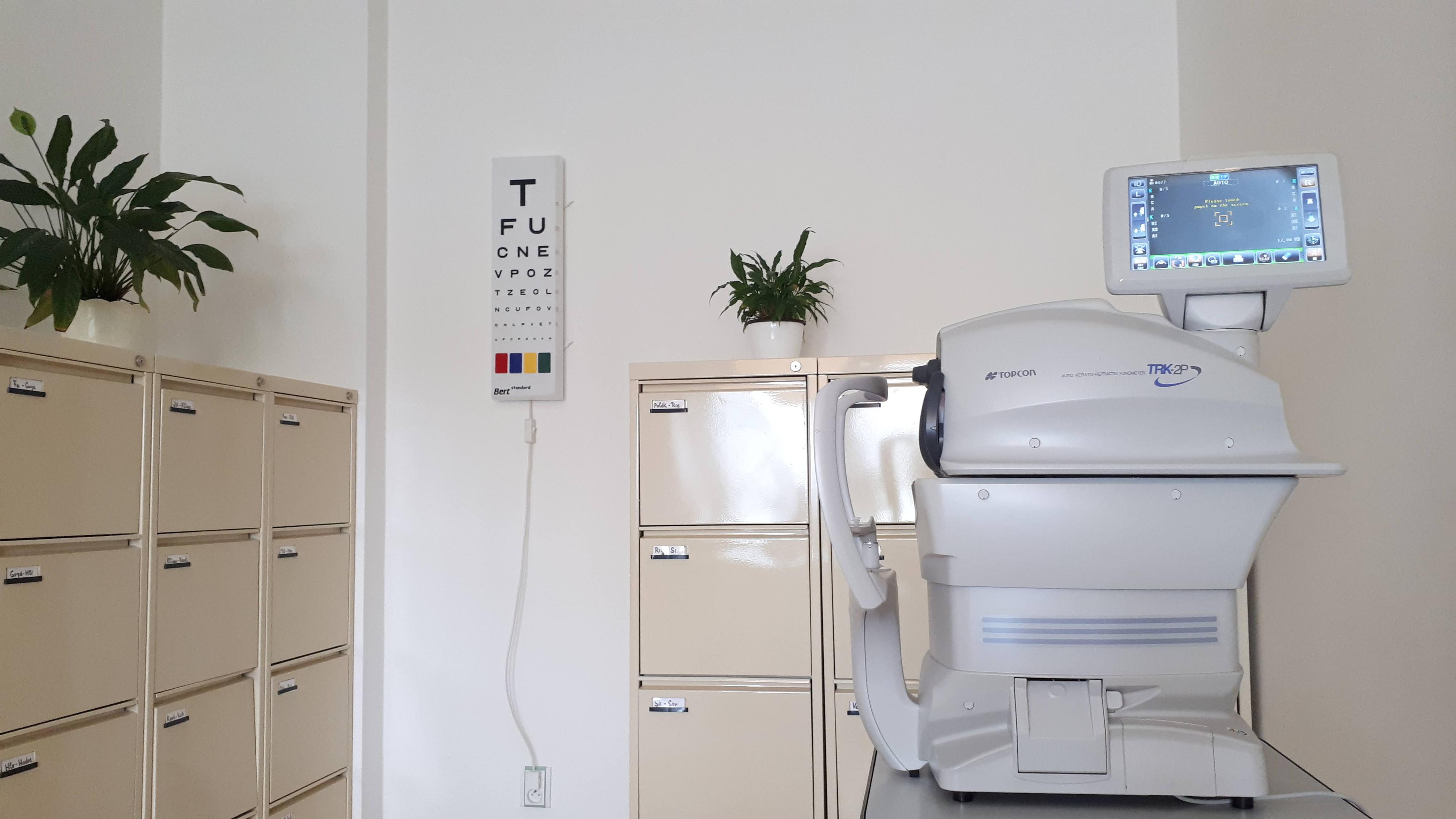 Oční Lesná s.r.o., MUDr. Tereza Neugbauerová foto 2