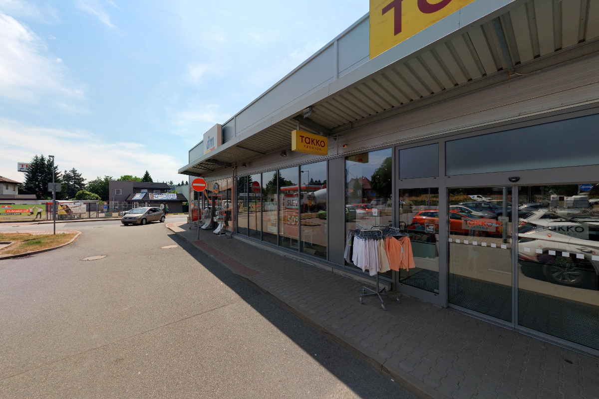 TAKKO FASHION foto 2