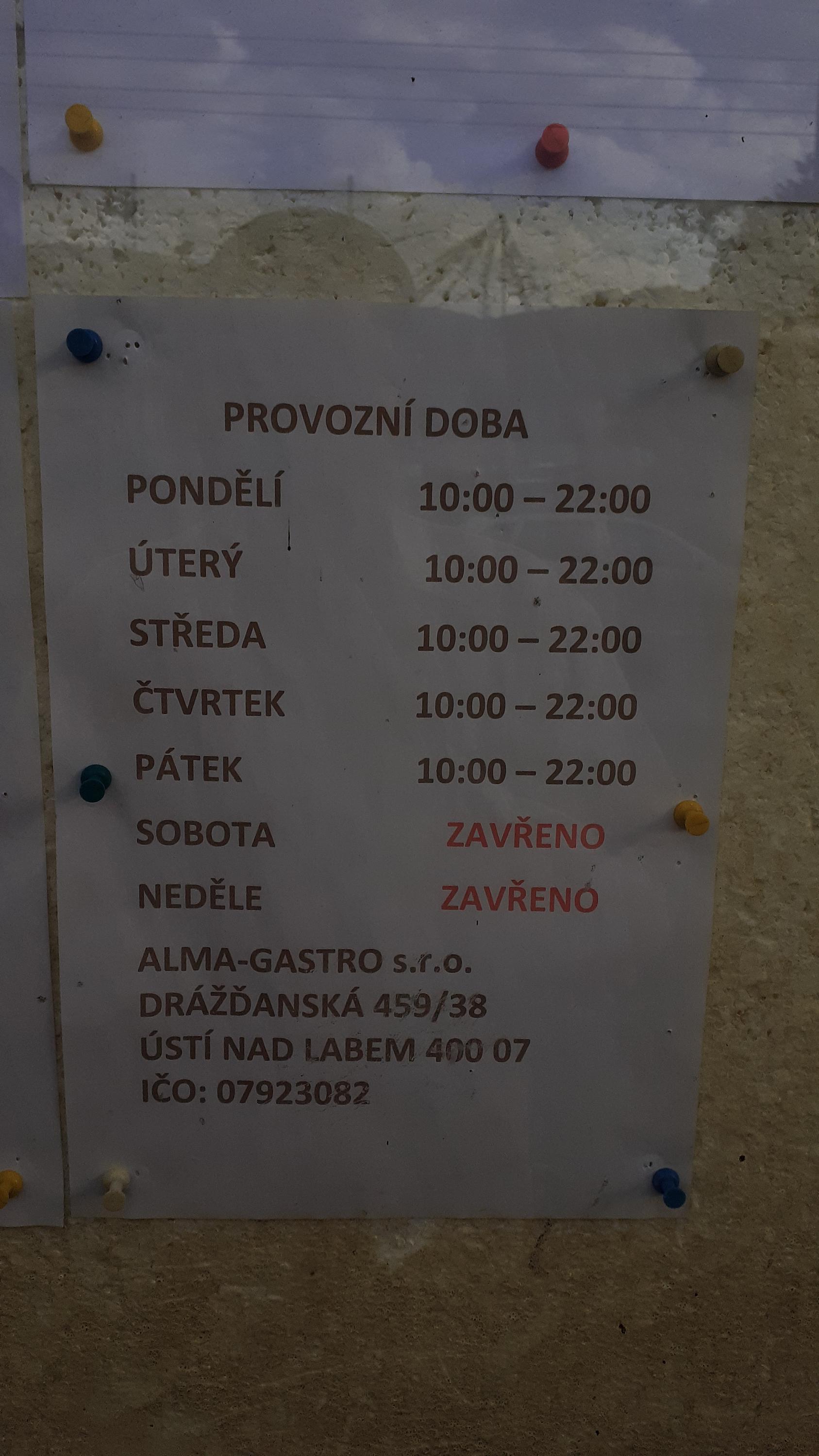 Restaurace U Tří koček foto 2