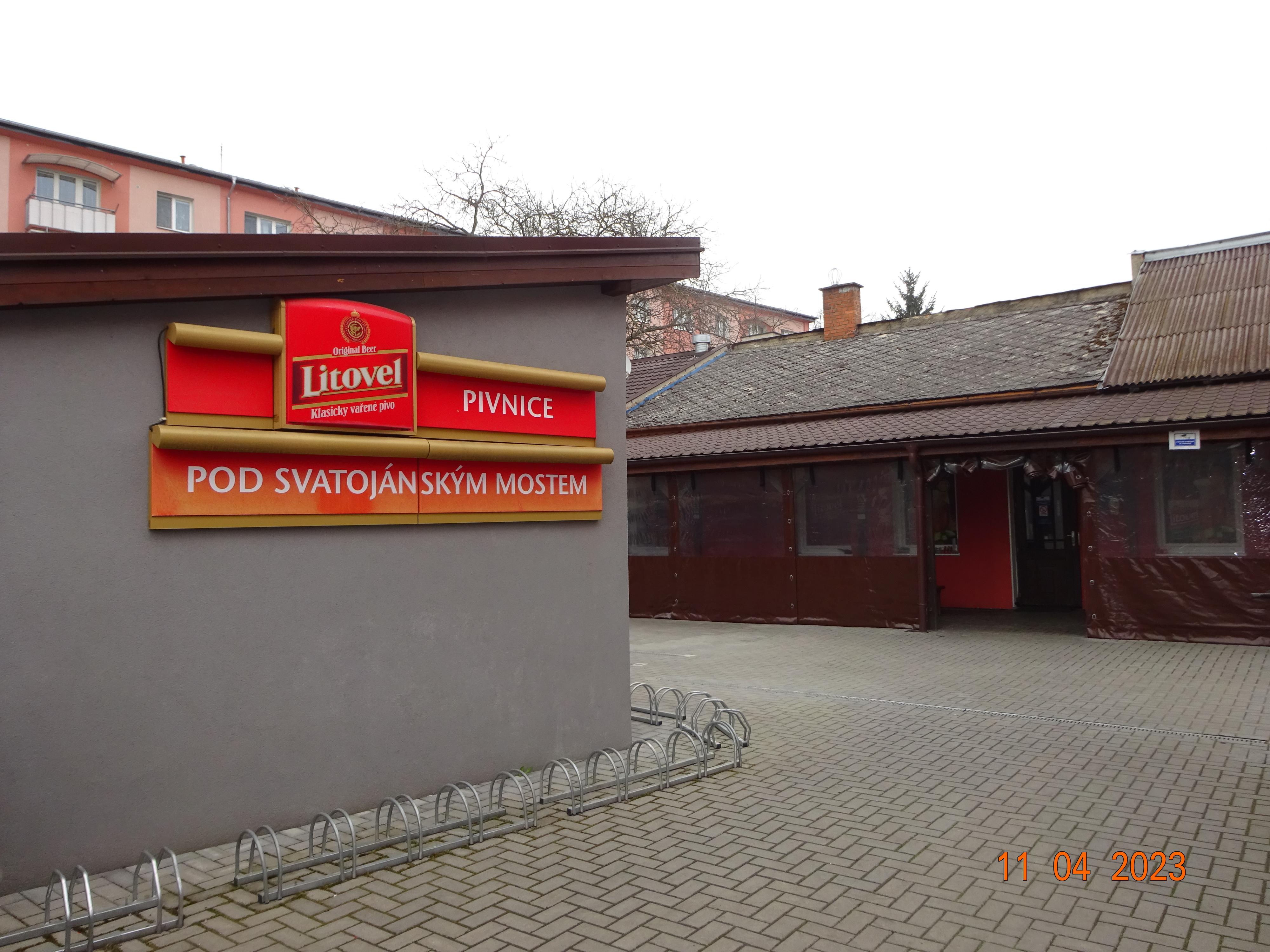 Pivnice pod Svatojánským mostem, s.r.o. foto 1