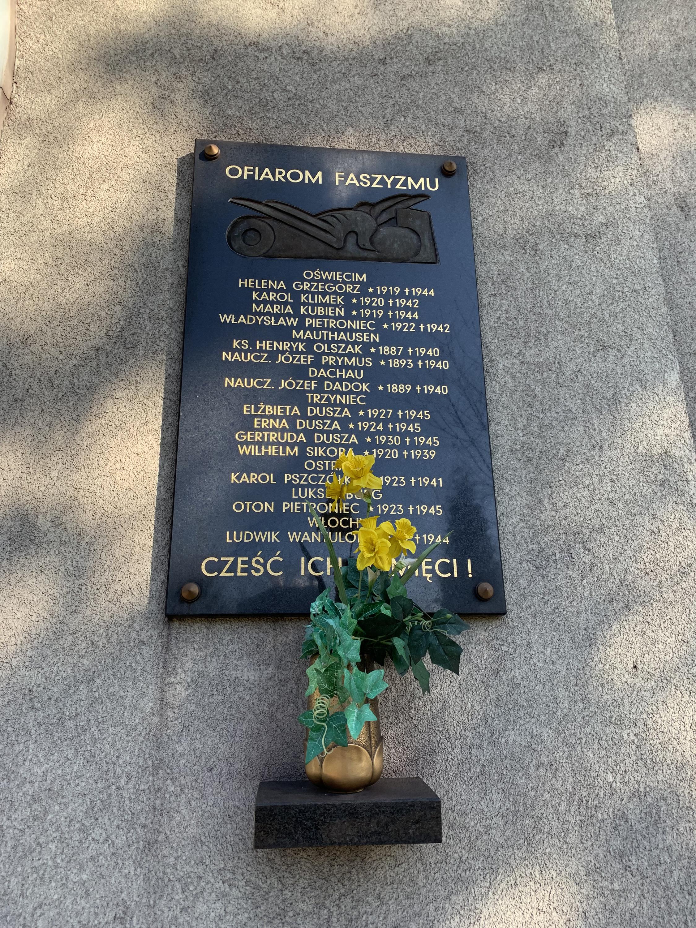 ZŠ Gustawa Przeczka, Nádražní foto 4