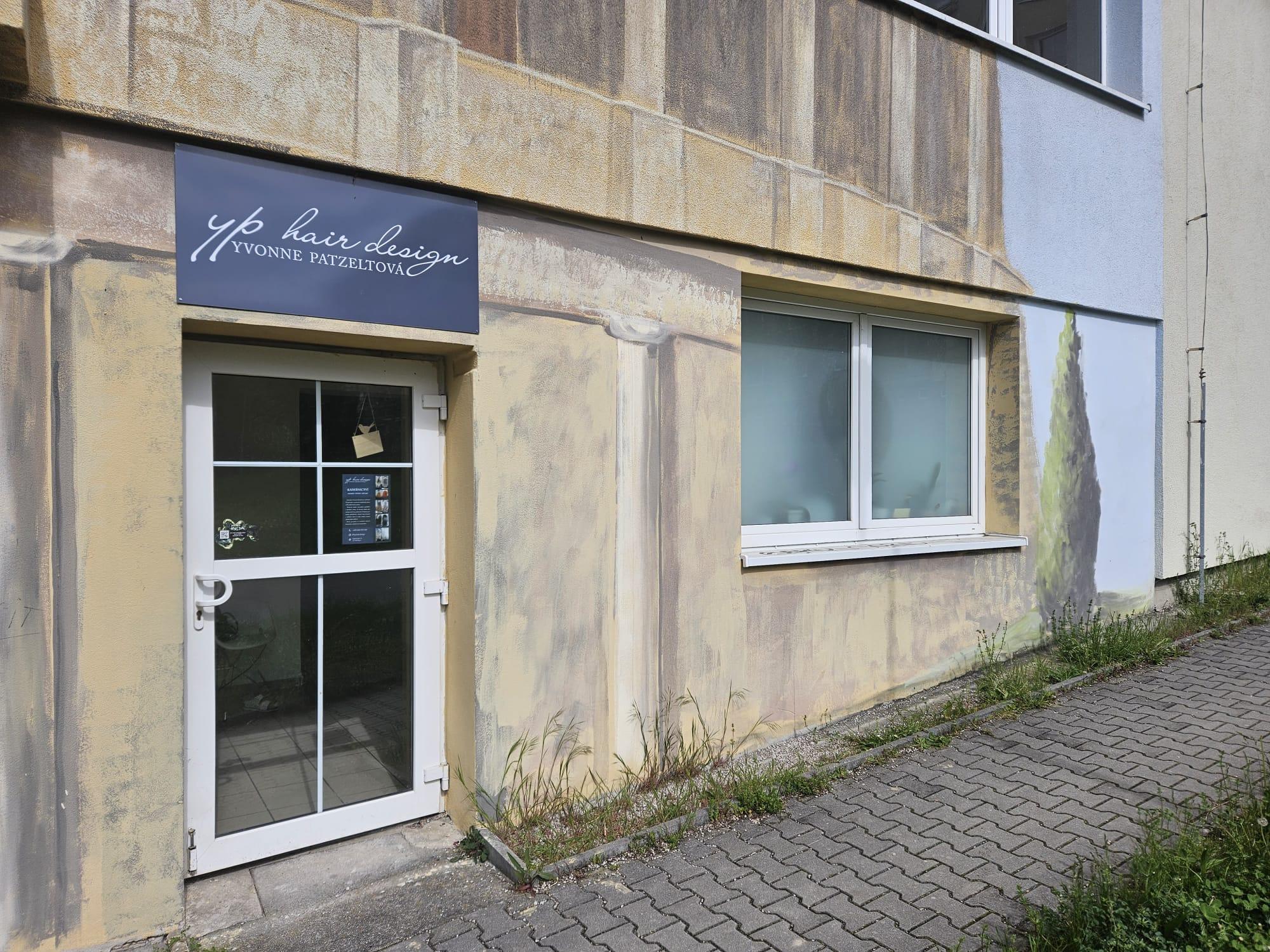 YP Hair Design foto 1