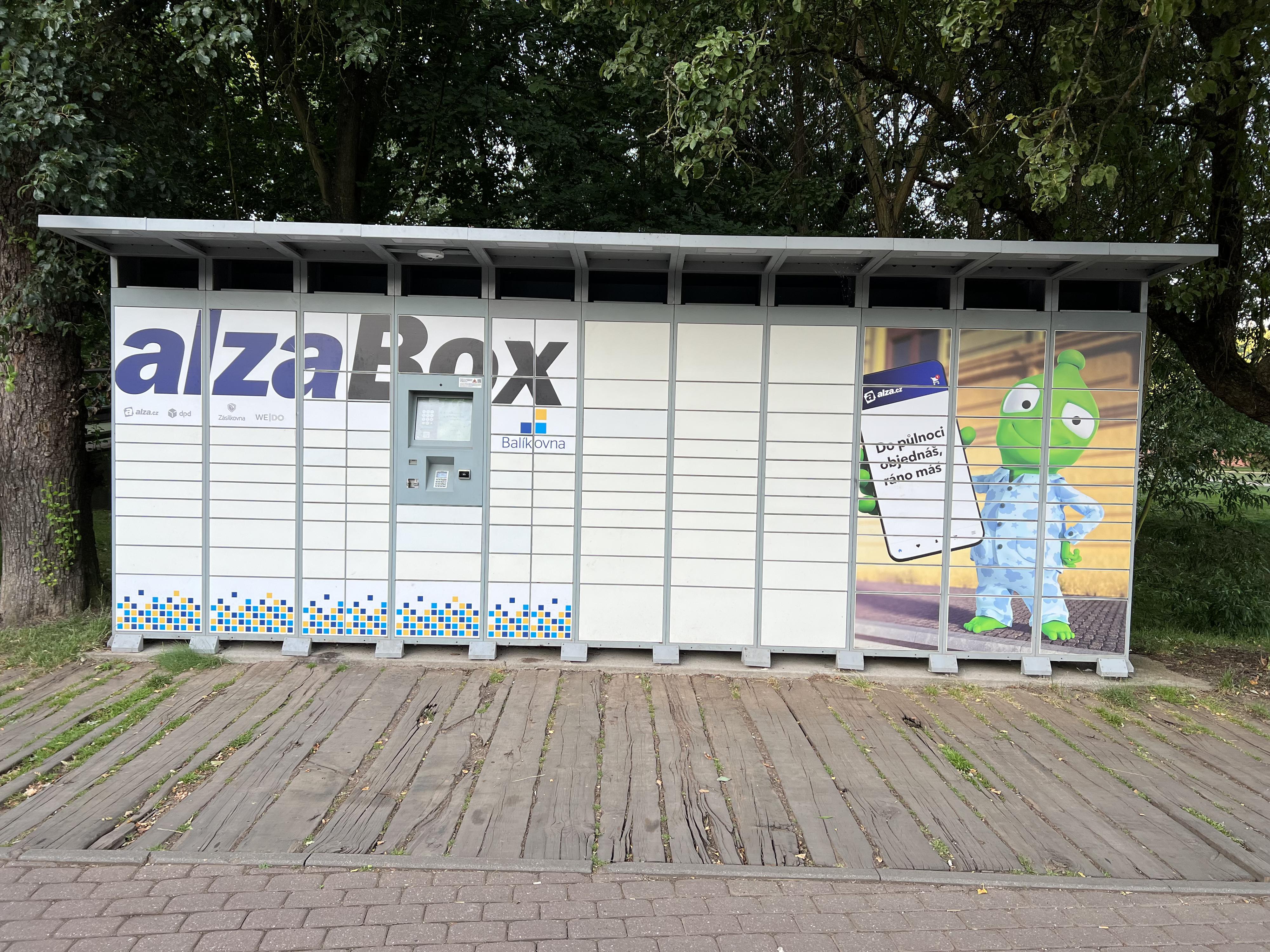 AlzaBox