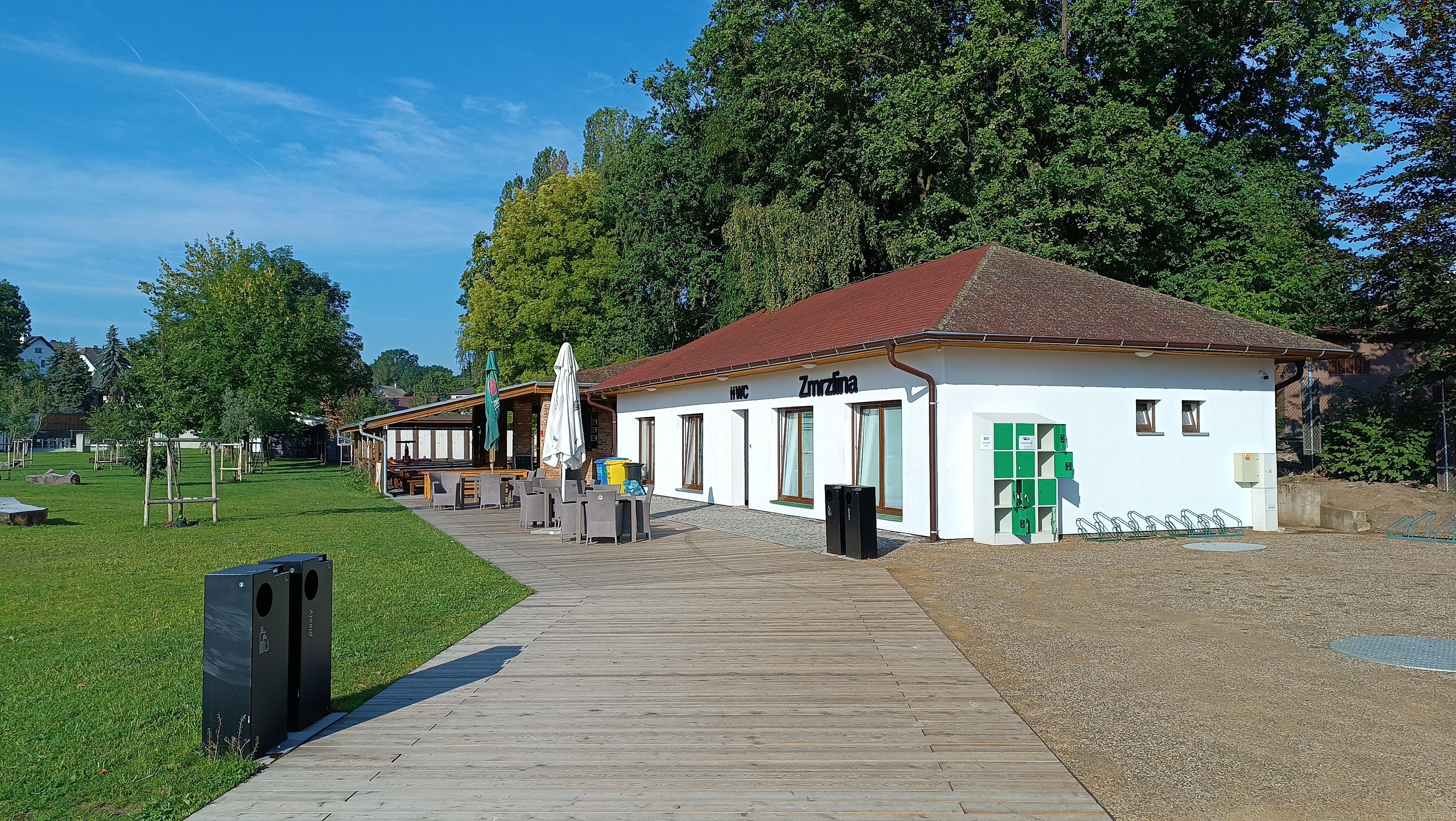 Občerstvení kamencové jezero foto 1