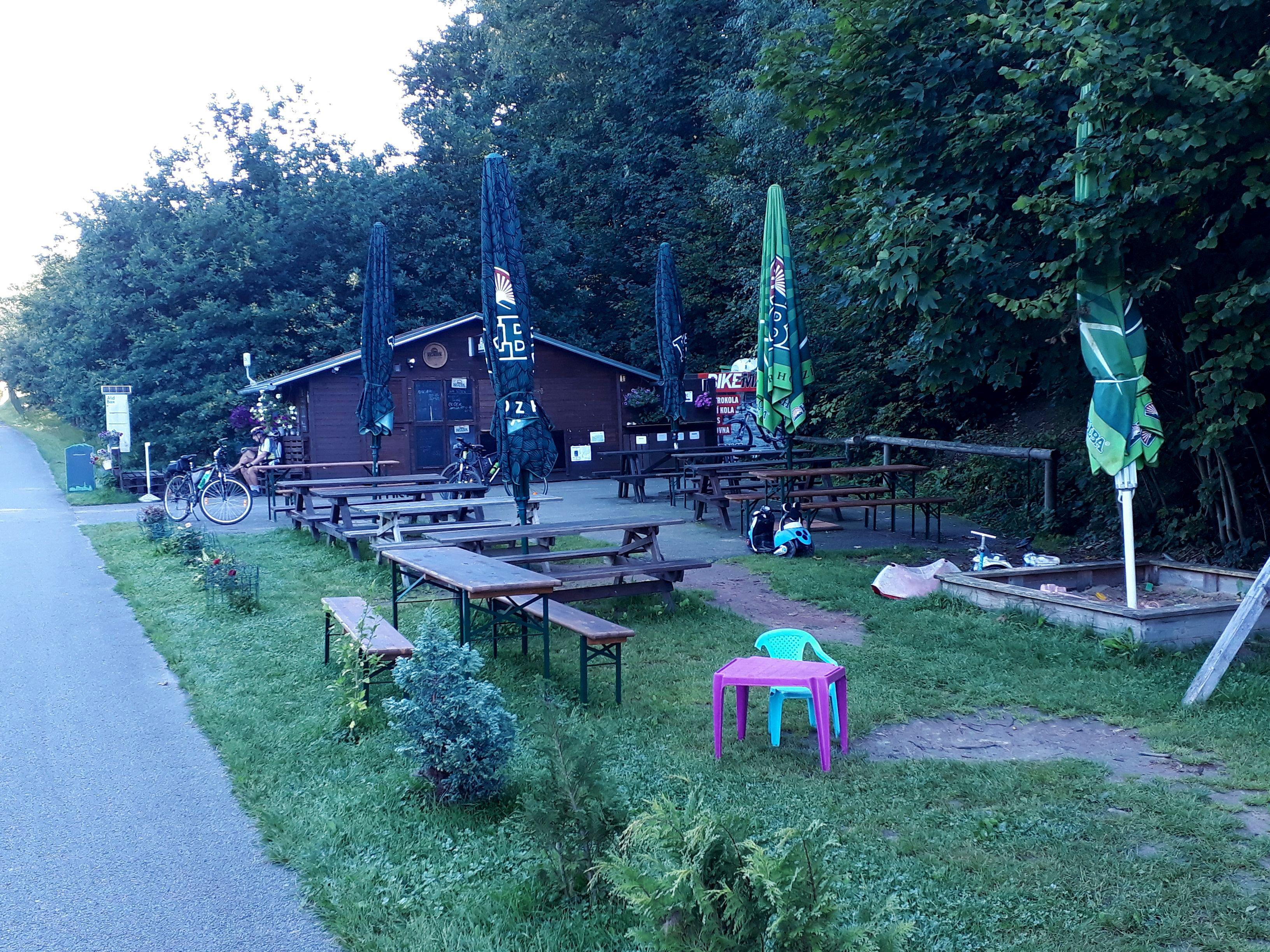 Občerstvení Lanšperk - cyklostezka foto 6