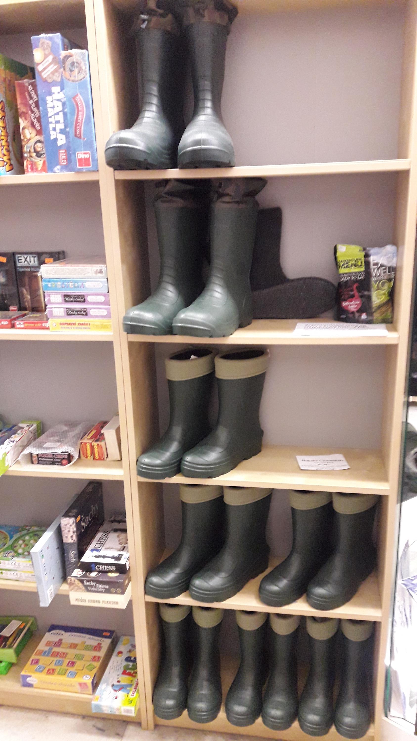 Miloš Drabina - Tabák -Hračky- Ryby - Outdoor foto 2