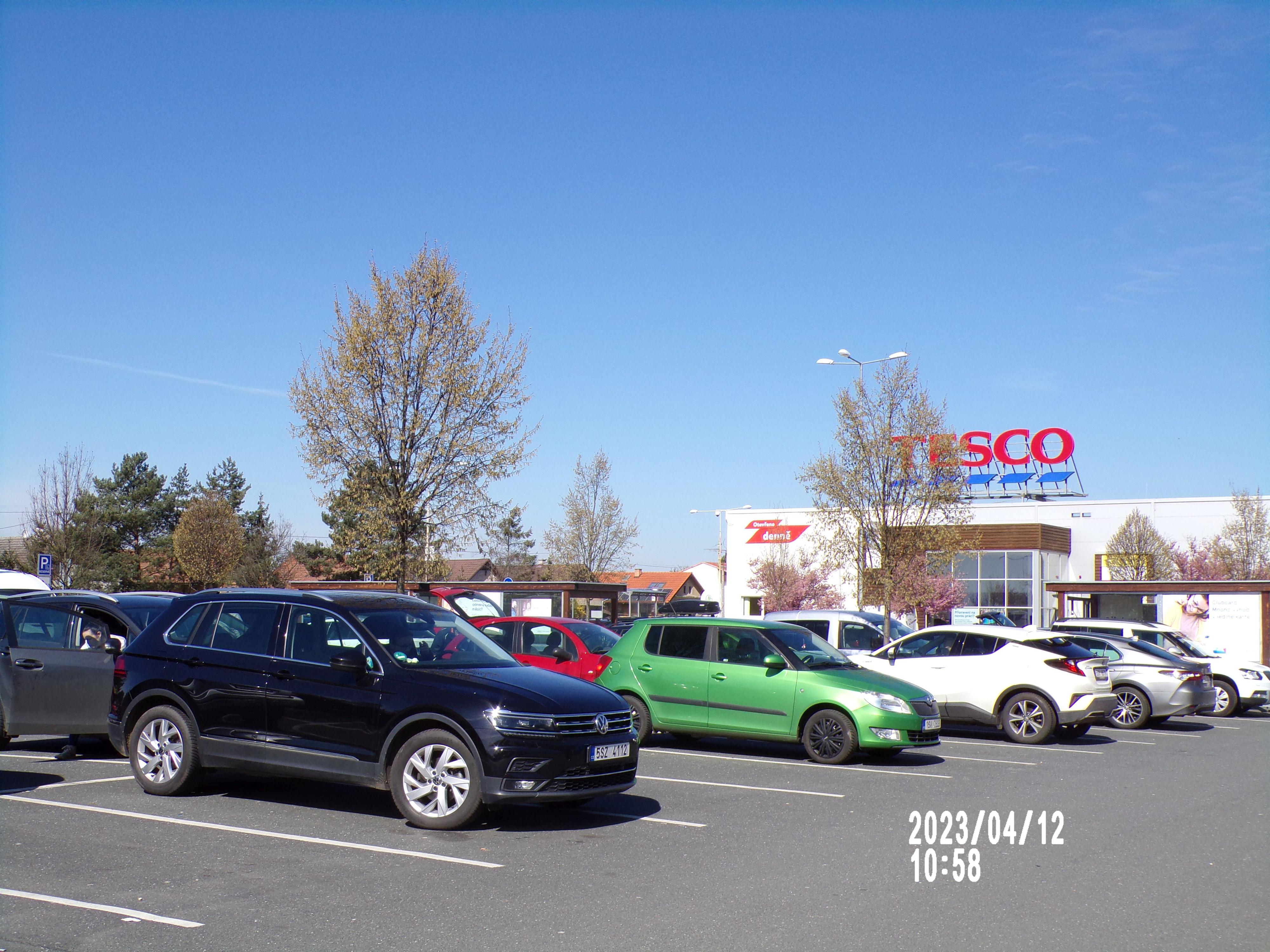 Tesco foto 2