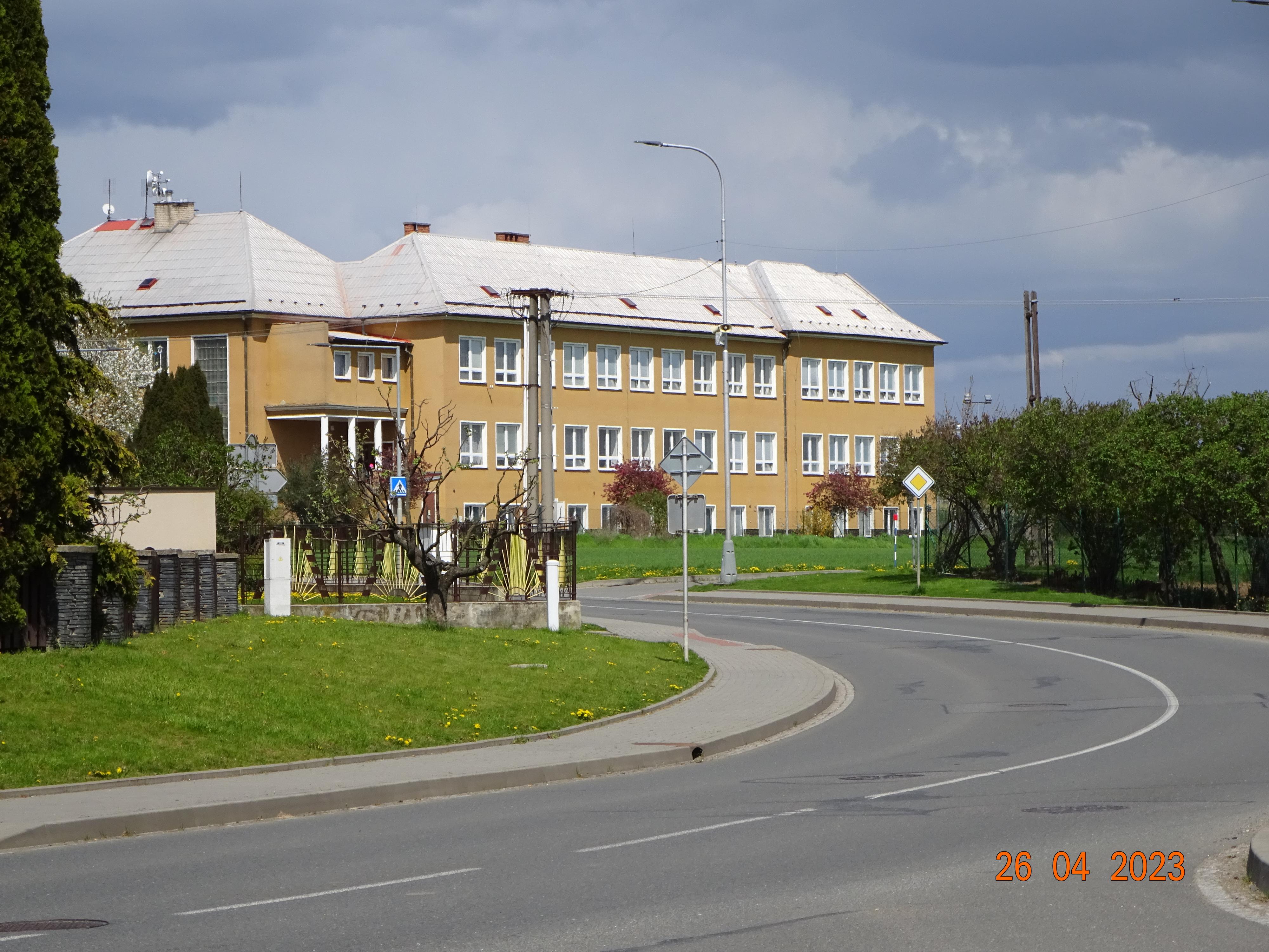 Základní škola Senice na Hané, okres Olomouc foto 4