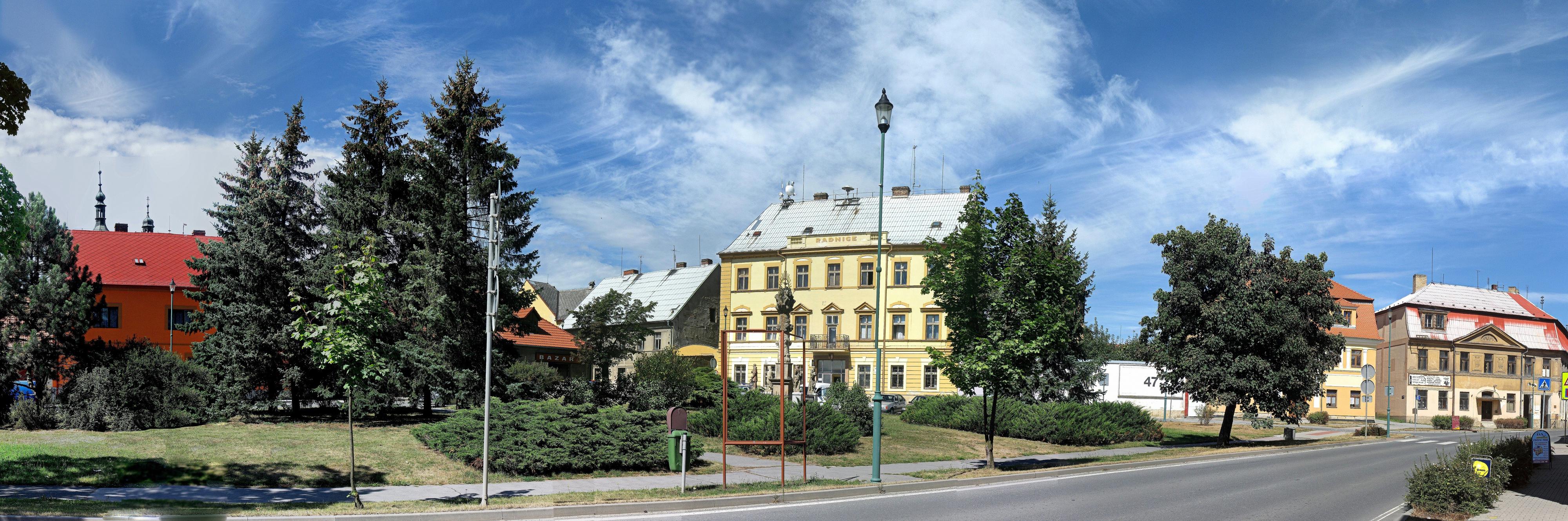 Město Touškov - městský úřad foto 6