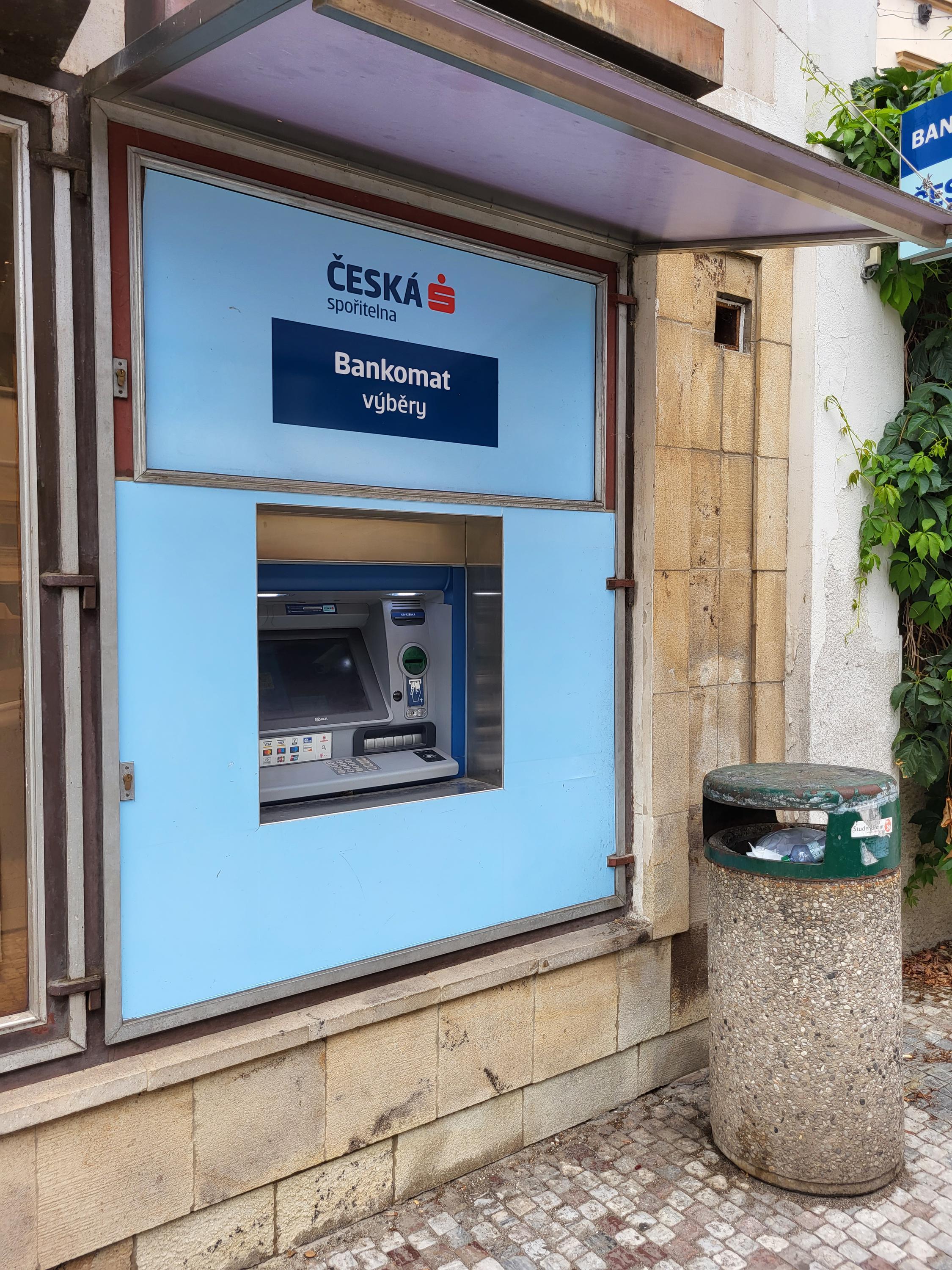 Bankomat České spořitelny foto 3