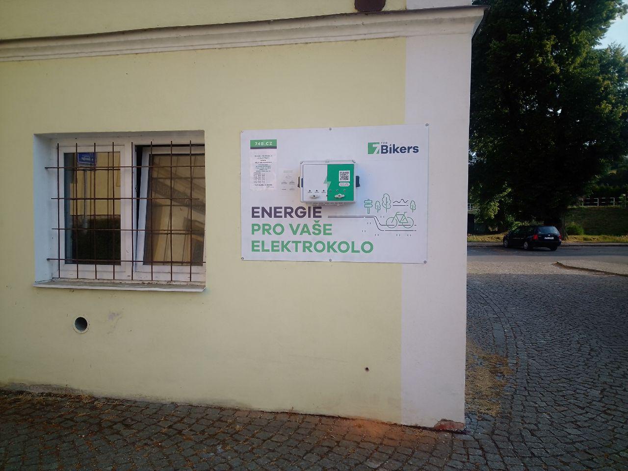 Nabíjecí stanice Obecní úřad Bělá nad Radůzou