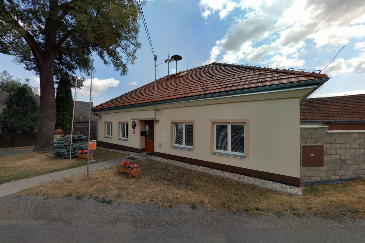 Vícov - obecní úřad foto 4