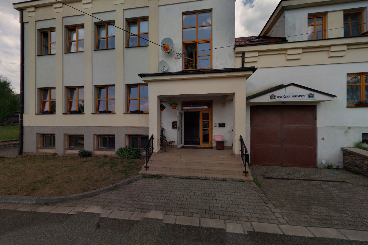 Sněžné - obecní úřad foto 6