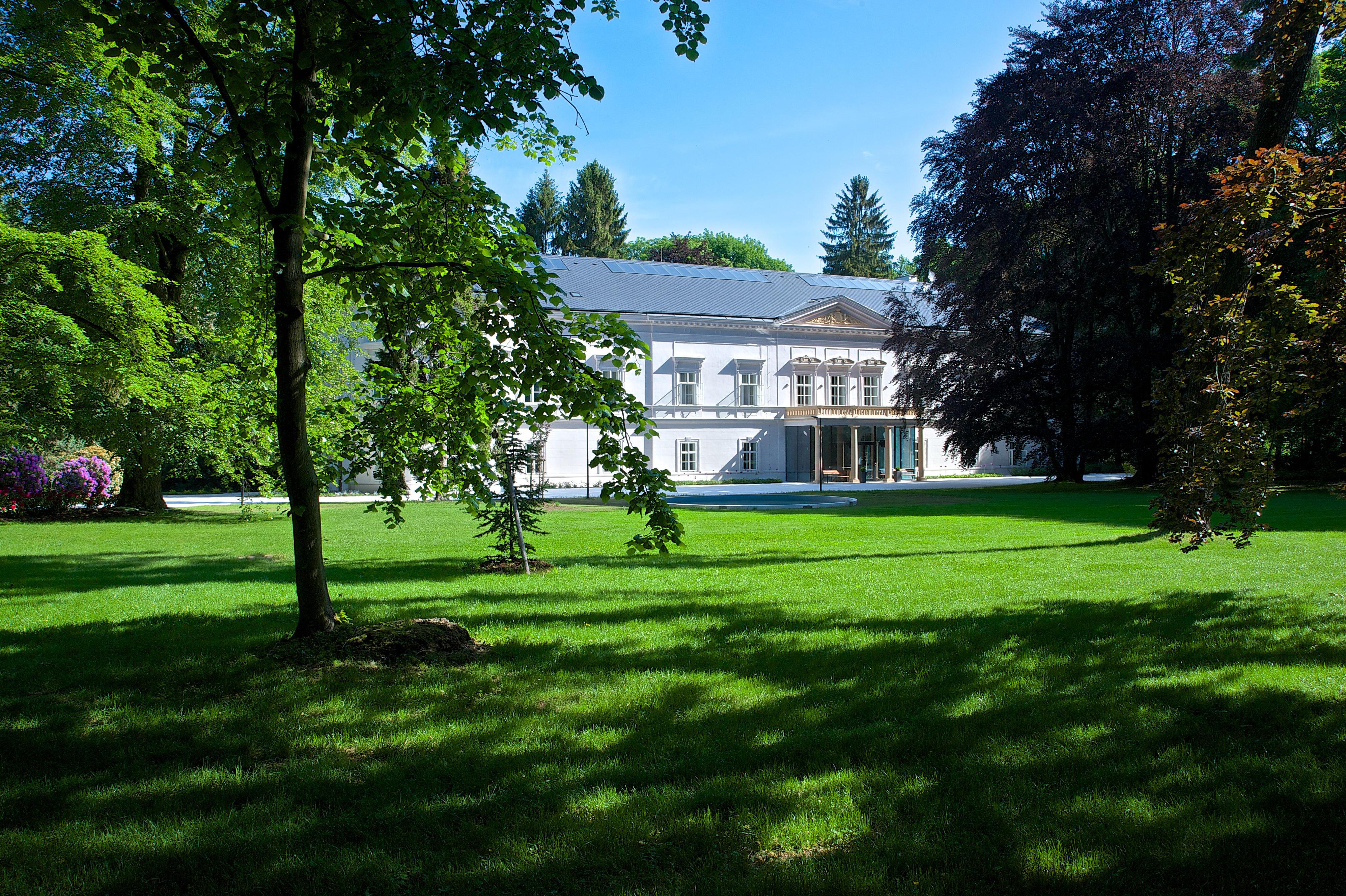 Hotel Zámek Ratměřice - Nabíjecí stanice