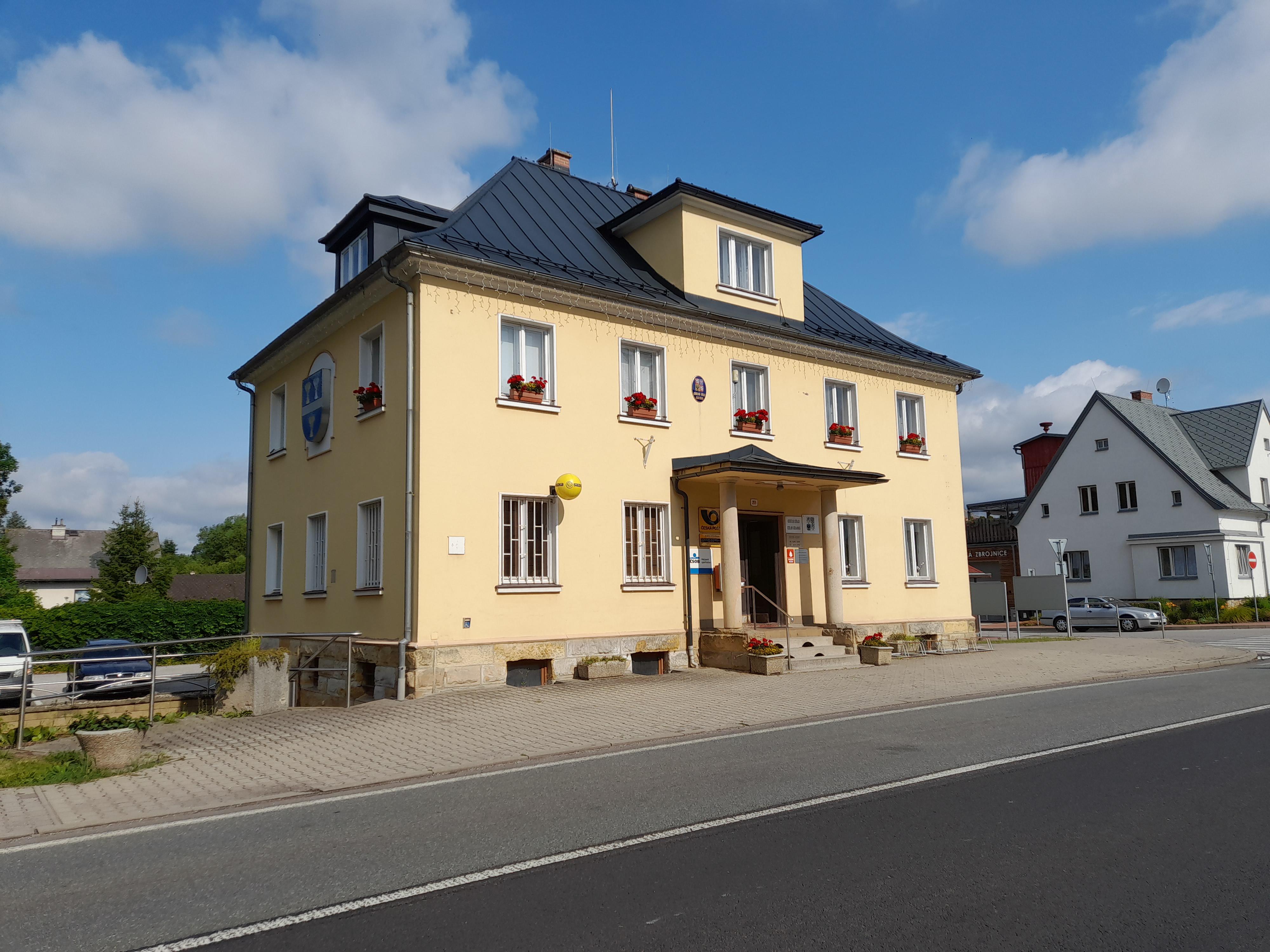 Dolní Branná - obecní úřad