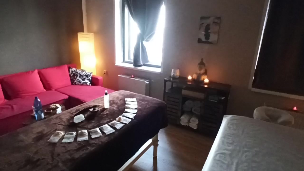 Šťastný masér foto 2 (náhled videa)