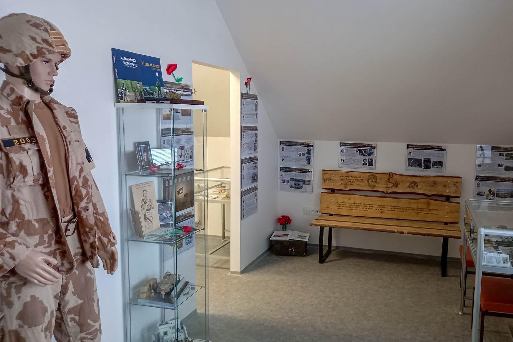 Válečné muzeum obce Česká Ves foto 2