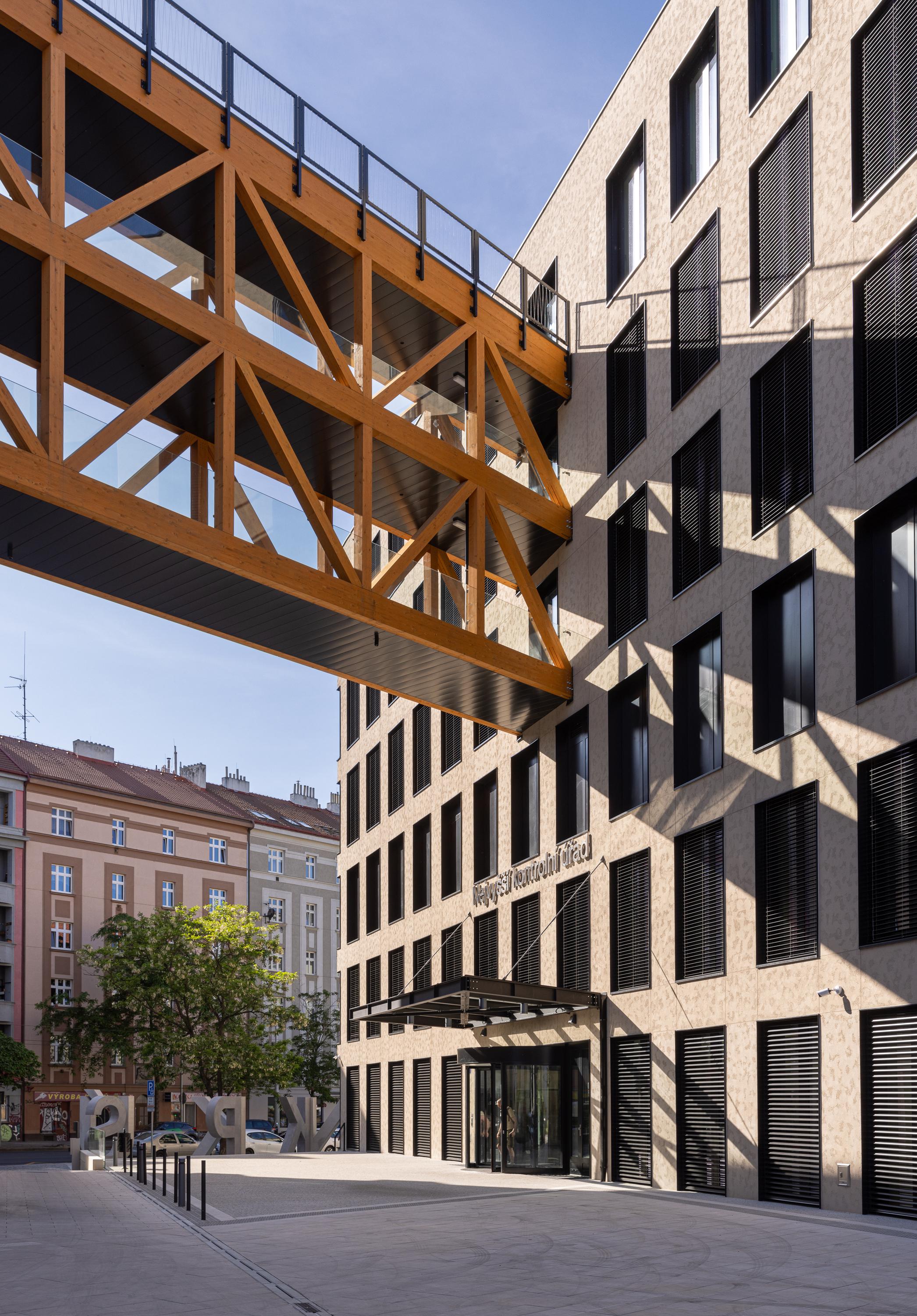 Nejvyšší kontrolní úřad foto 3