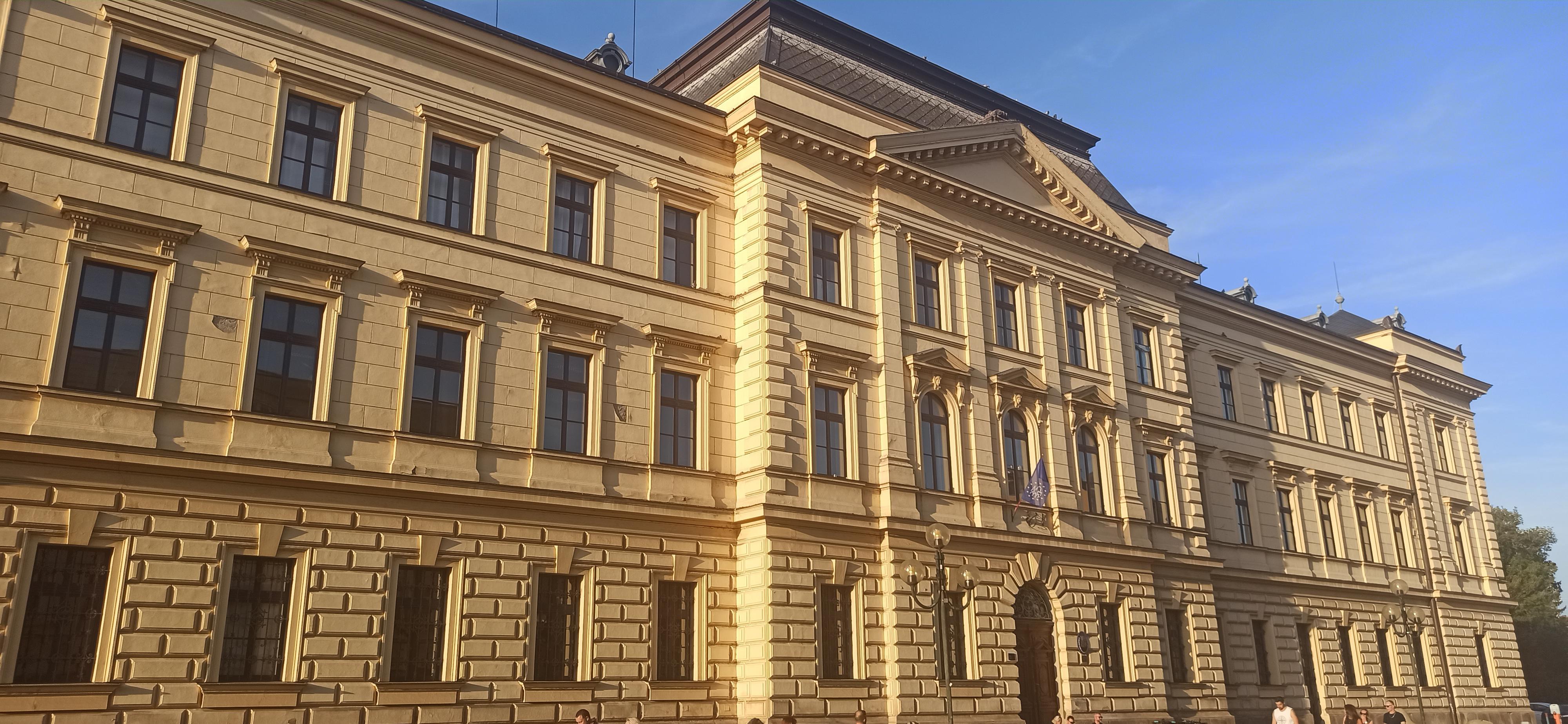 Střední uměleckoprůmyslová škola Uherské Hradiště foto 5