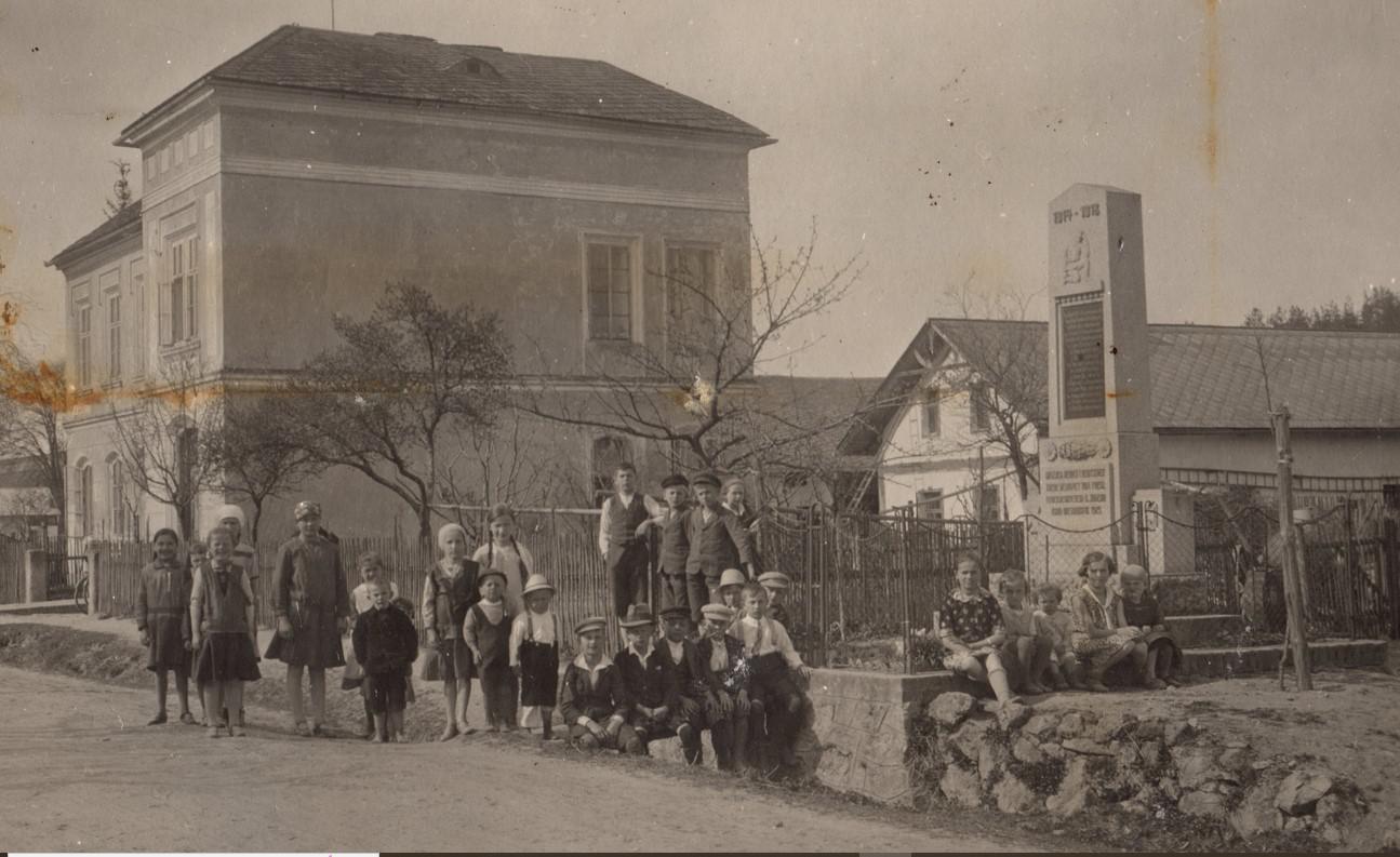 Rokytá - obecní úřad foto 3