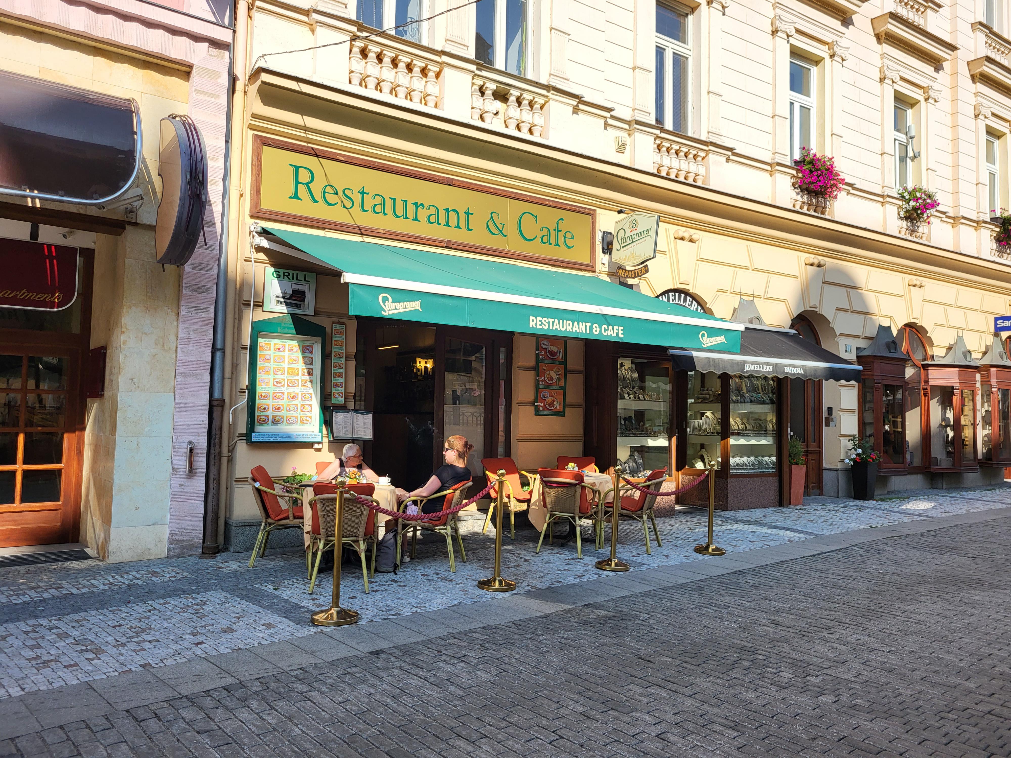 Restaurace Kolonáda foto 1