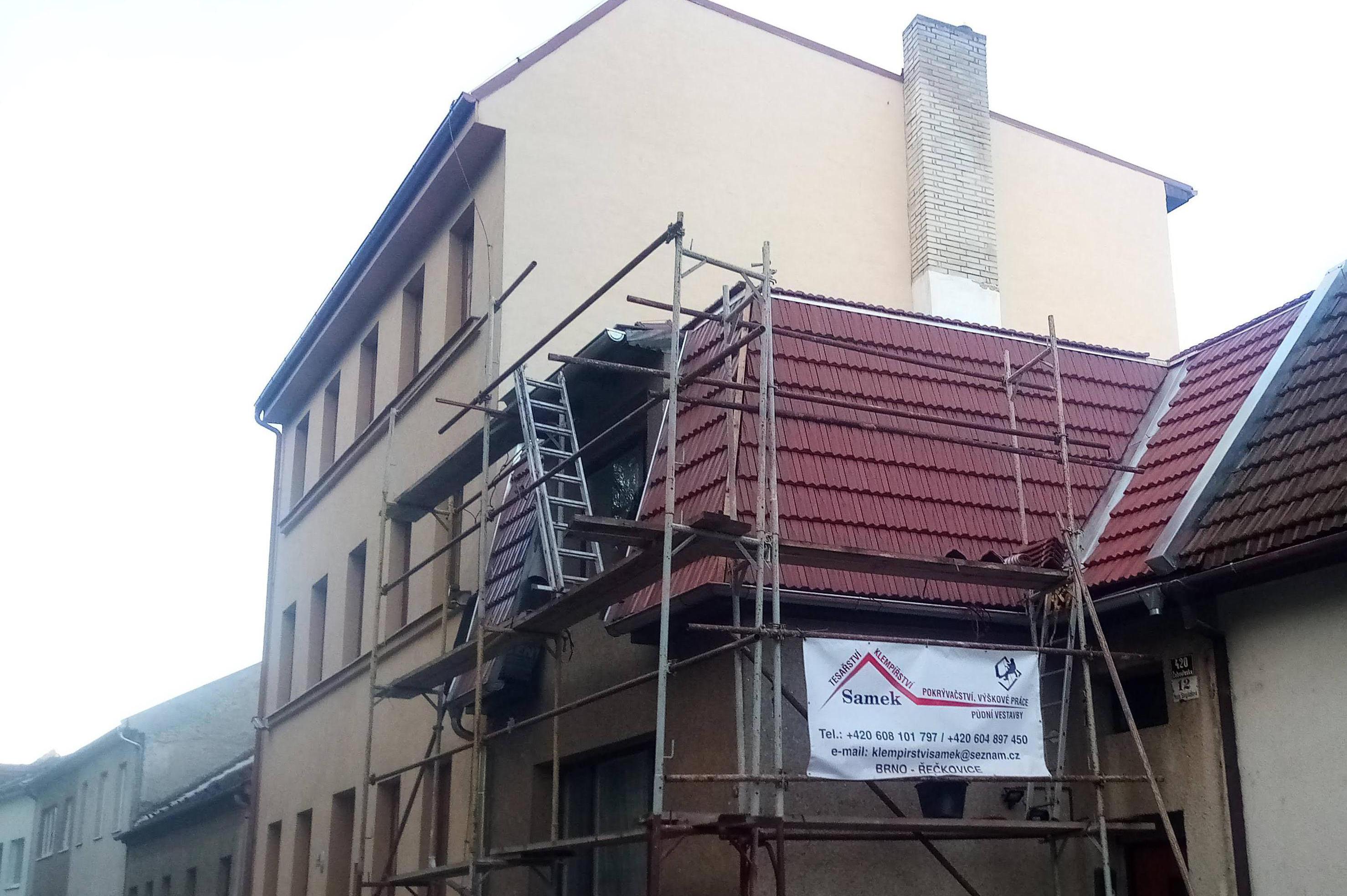 Střechy a půdní vestavby Samek