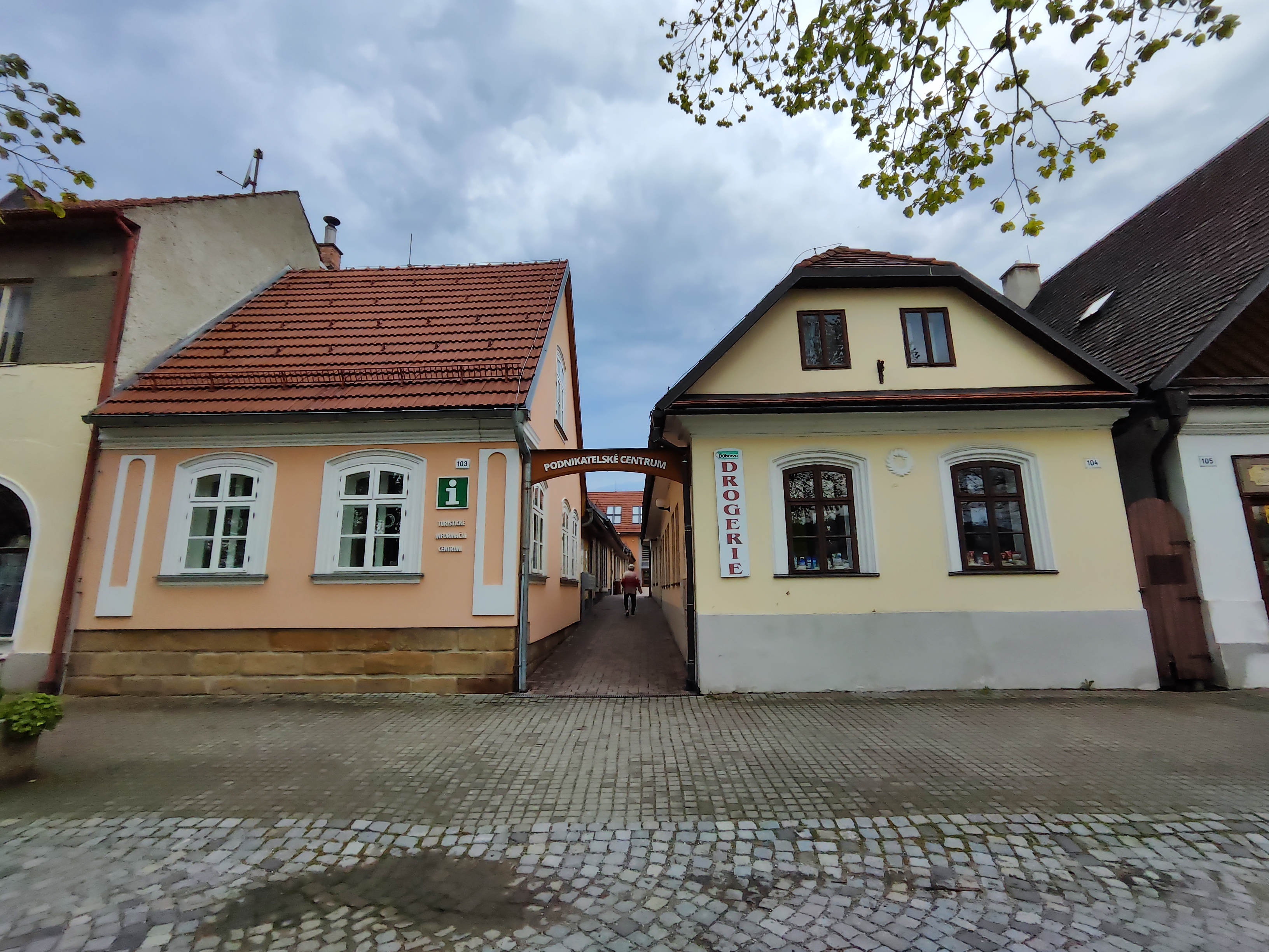 PETR VANĚK - OKNA - DVEŘE, s.r.o. foto 2