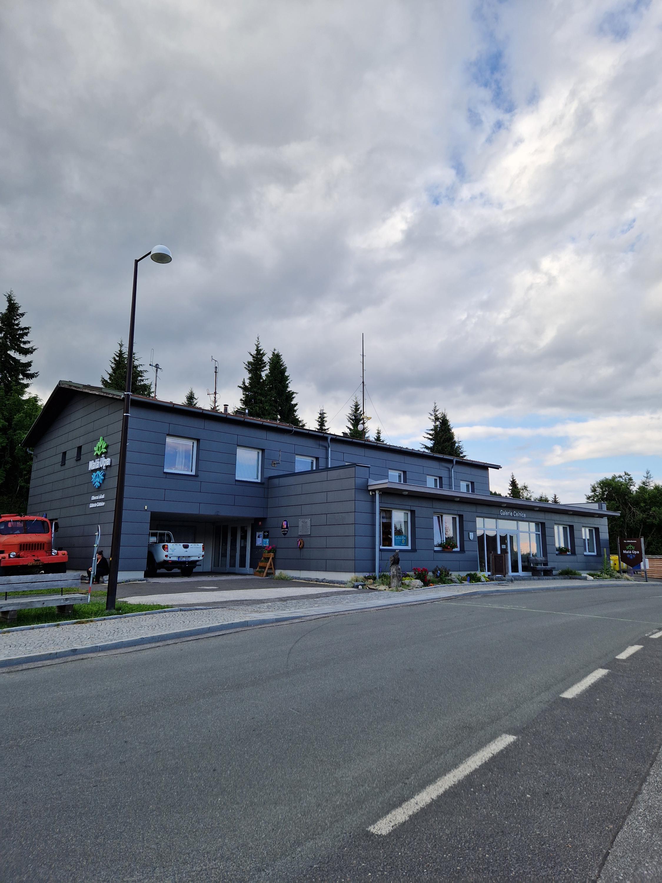 Malá Úpa - obecní úřad foto 4