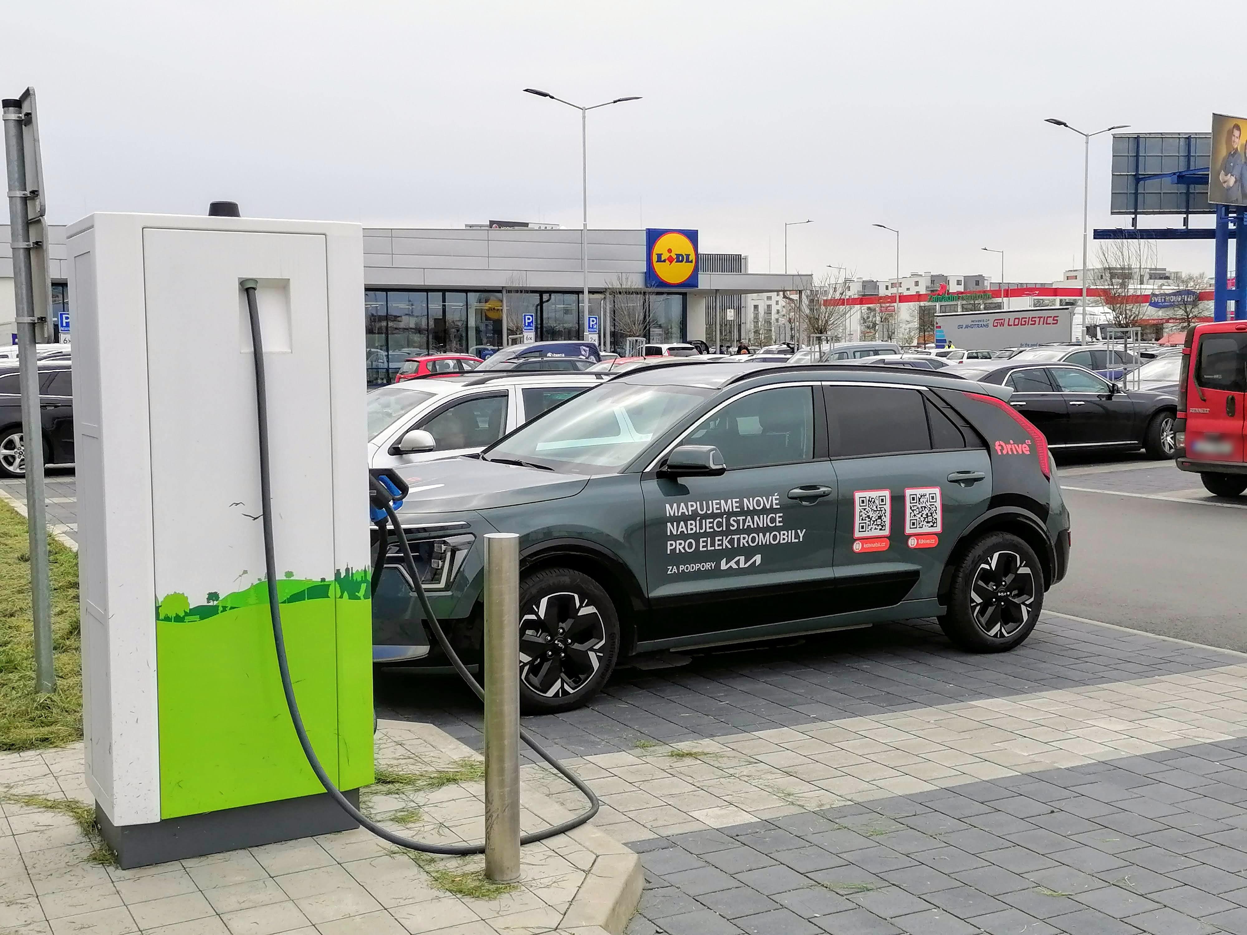 Nabíjecí stanice Lidl