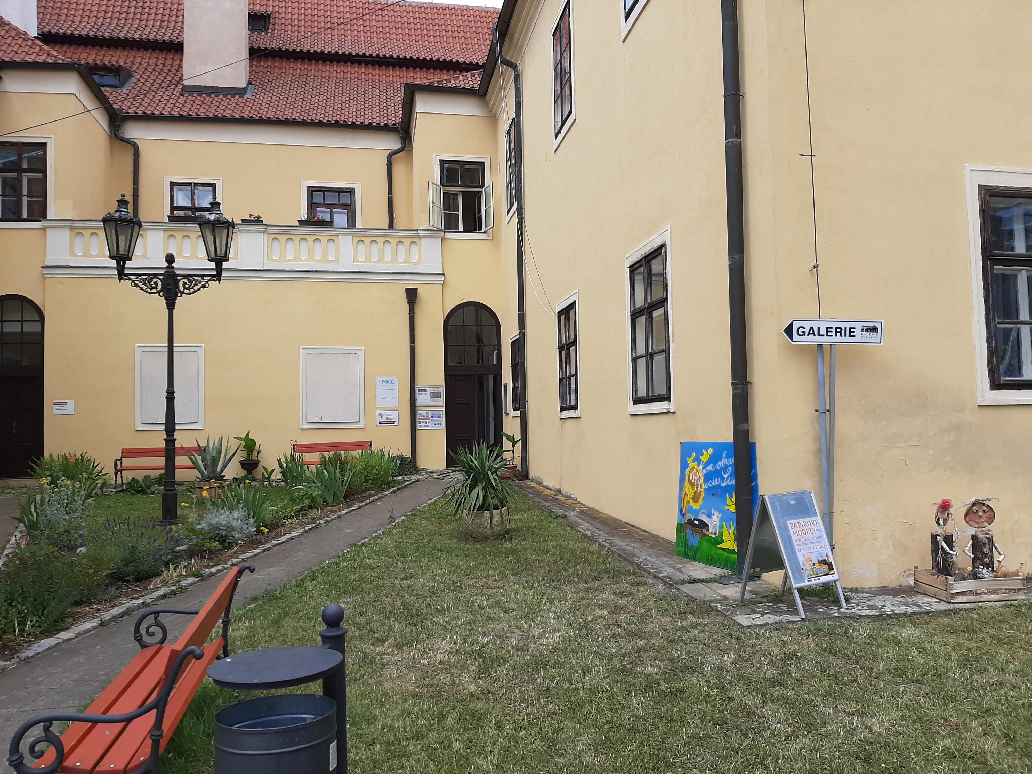 Galerie Starý zámek