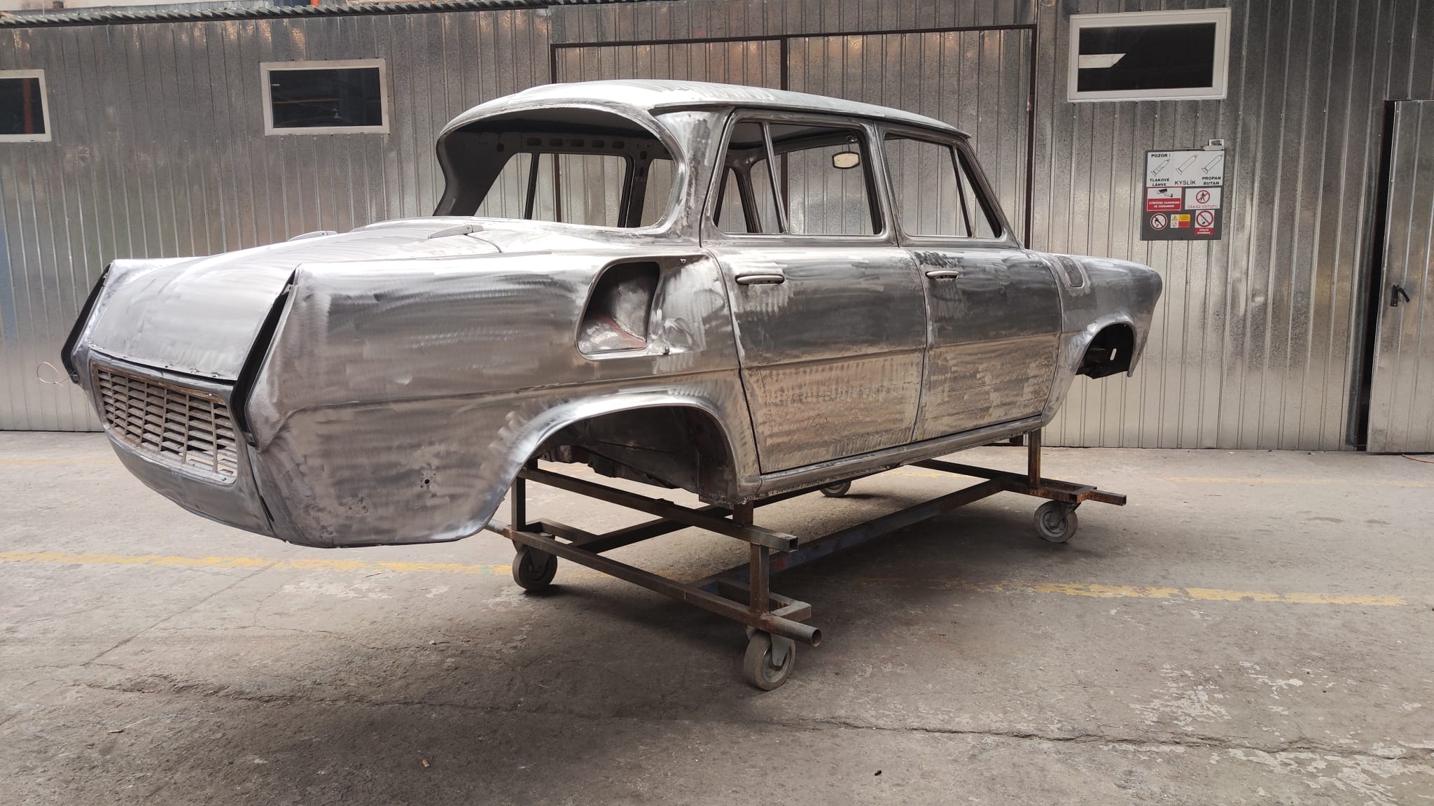 Bullauto - Karosárna