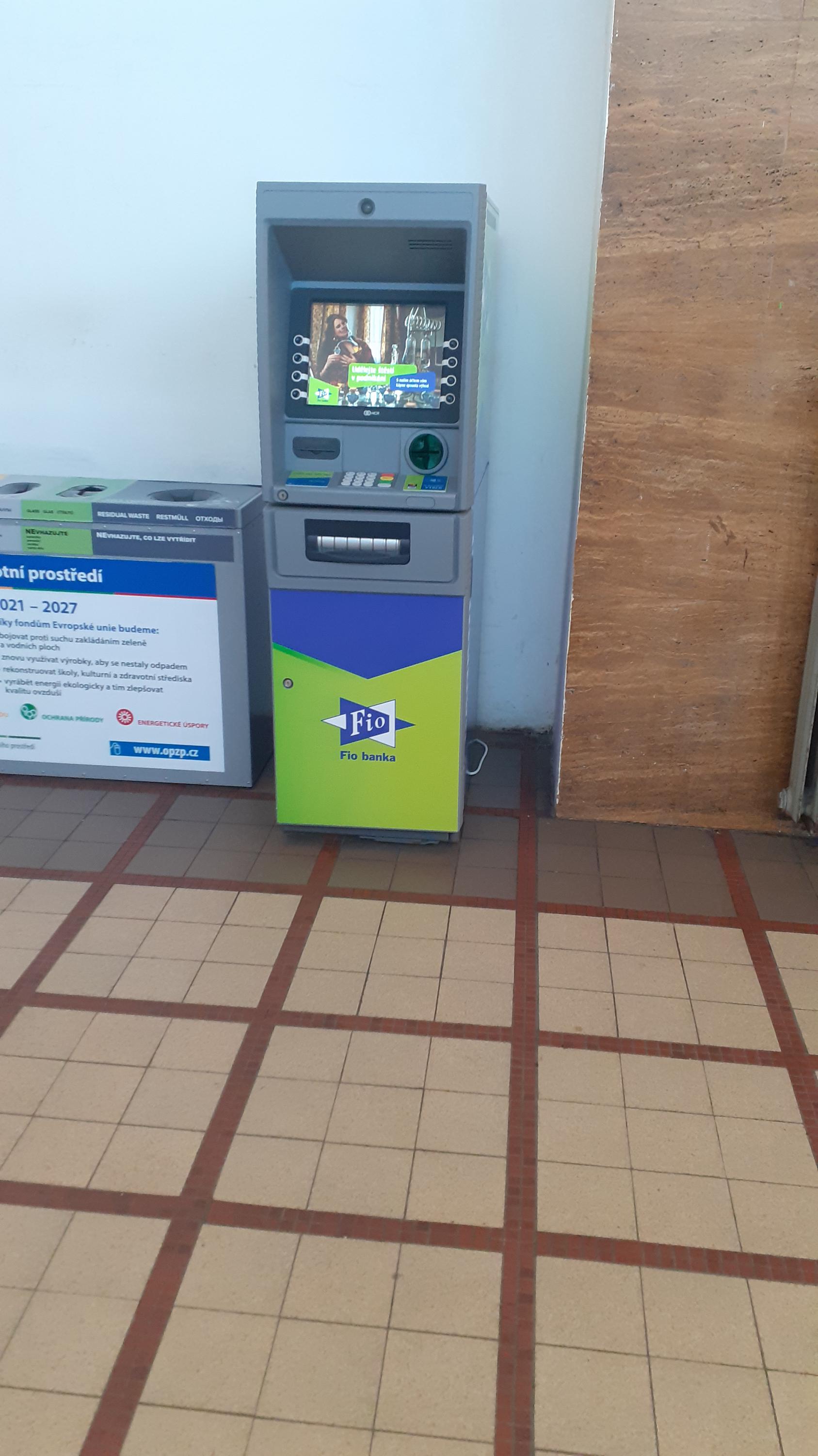 Bankomat Fio banky foto 2