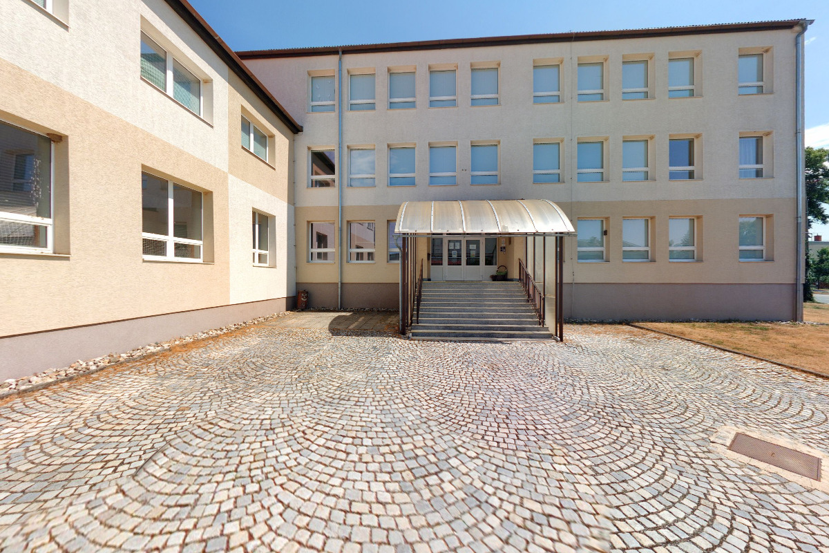 ZŠ a MŠ Luká - Základní škola foto 2