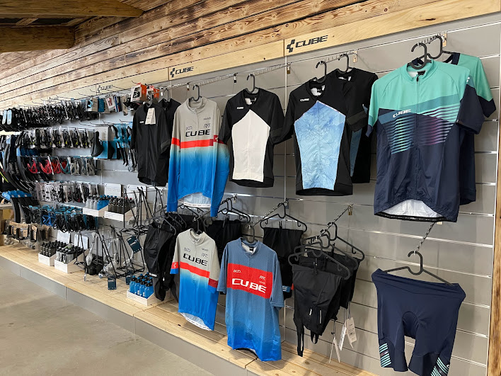 CUBE Store Hradec Králové foto 3