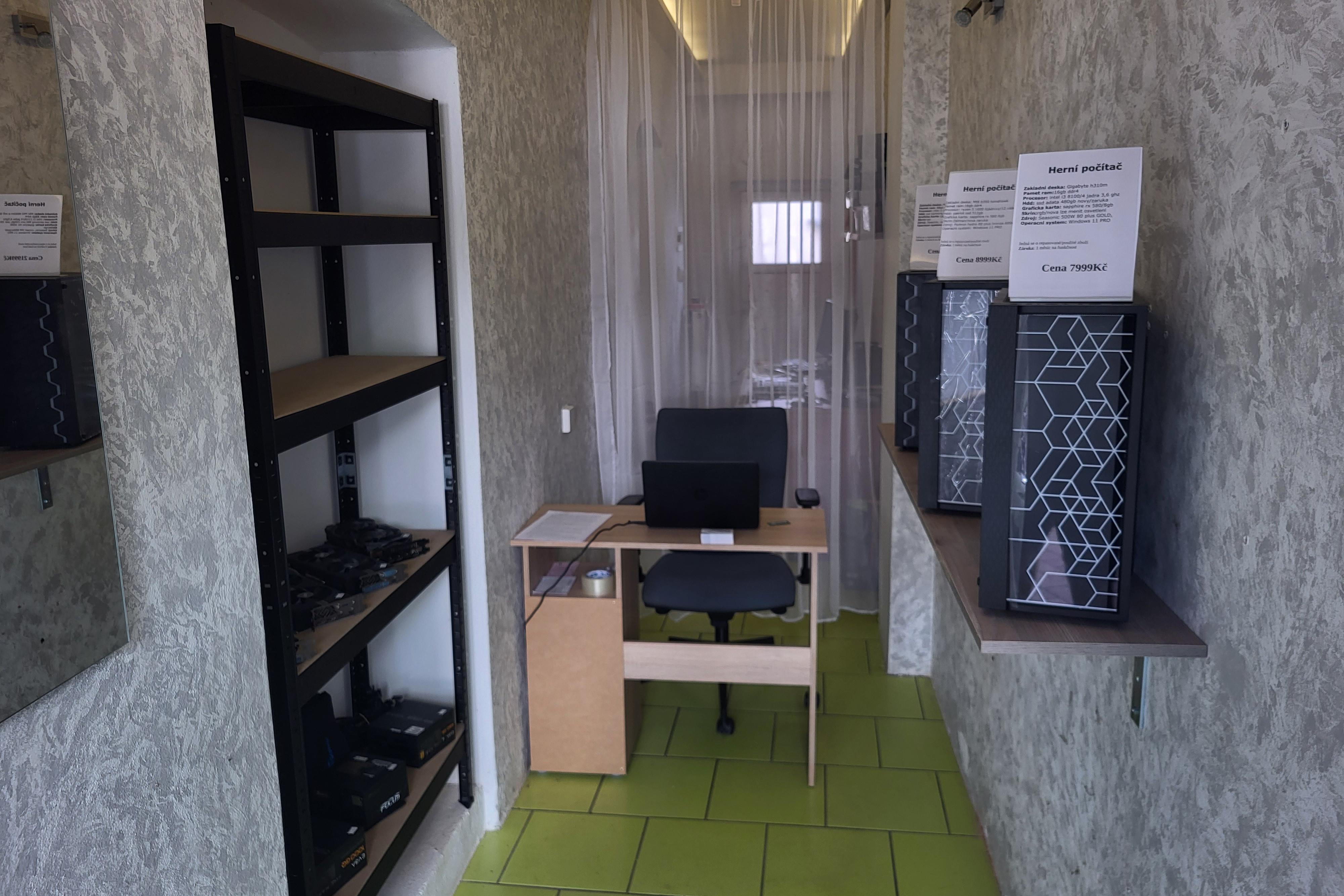 Prodej počítačů, komponent a jejich servis Patrik Valášek