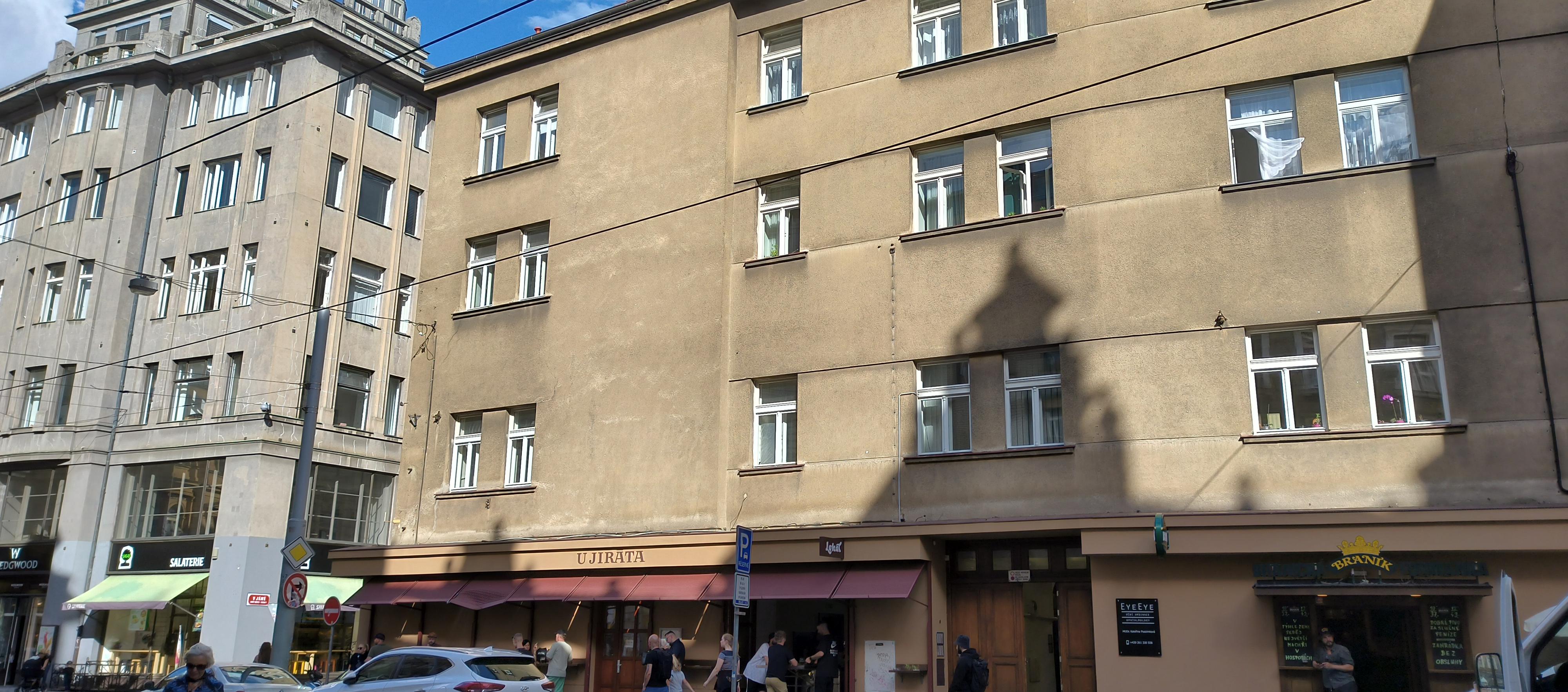 Lokál U Jiráta foto 2