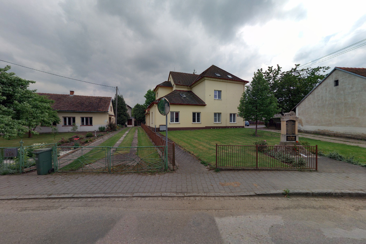 Obecní knihovna Košatka foto 3