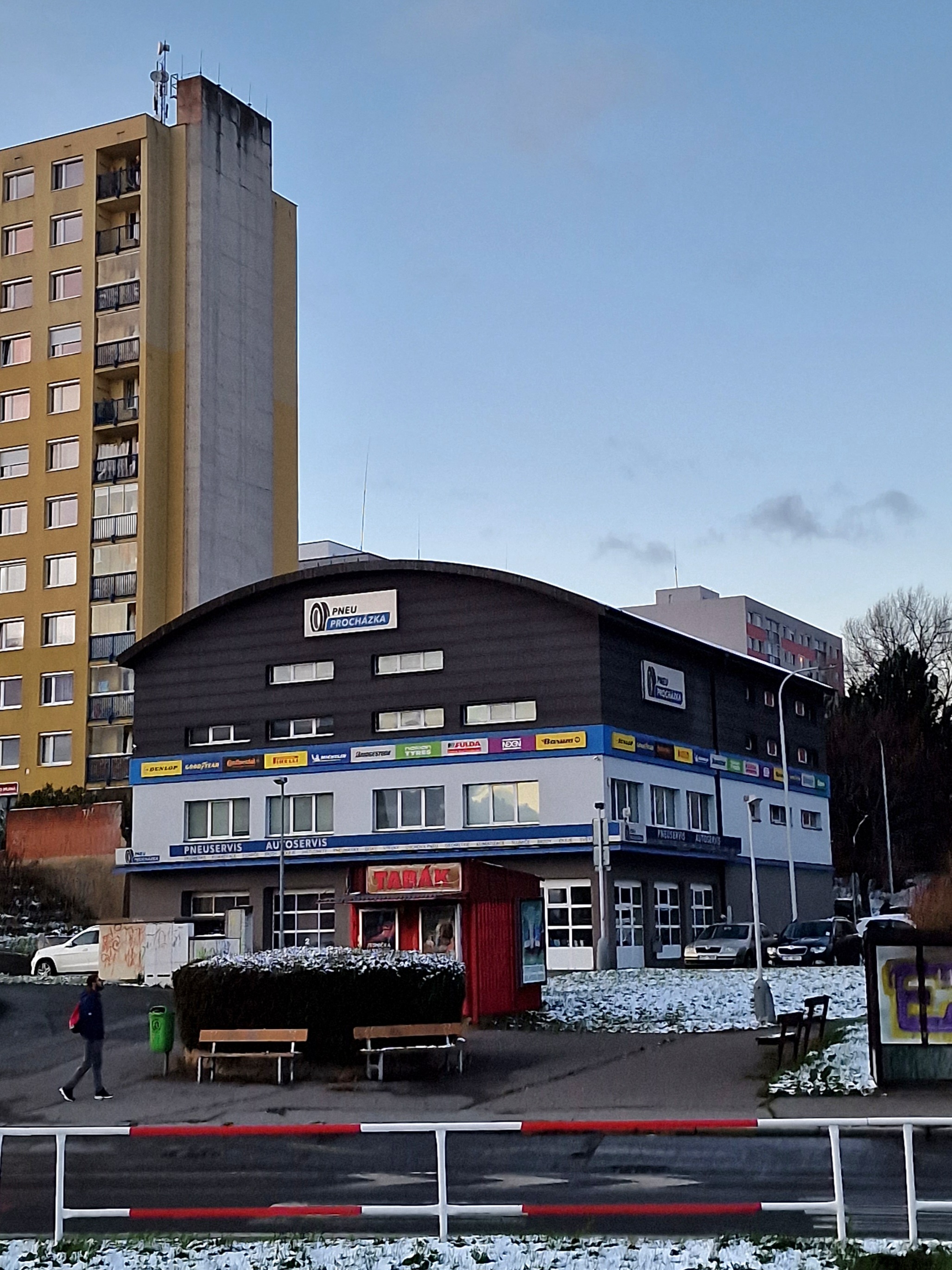 PNEU PROCHÁZKA, s.r.o. foto 2
