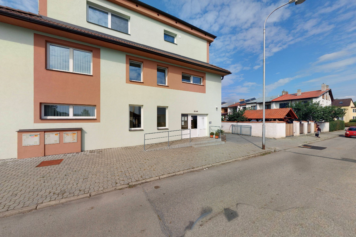 MUDr. Karel Bajer - rehabilitace, s.r.o.