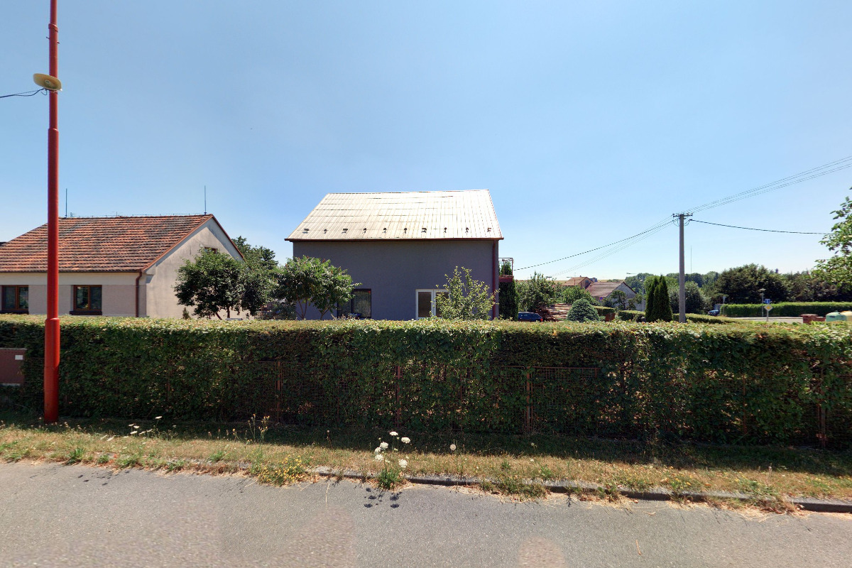 Autoservis u větrného mlýna foto 2