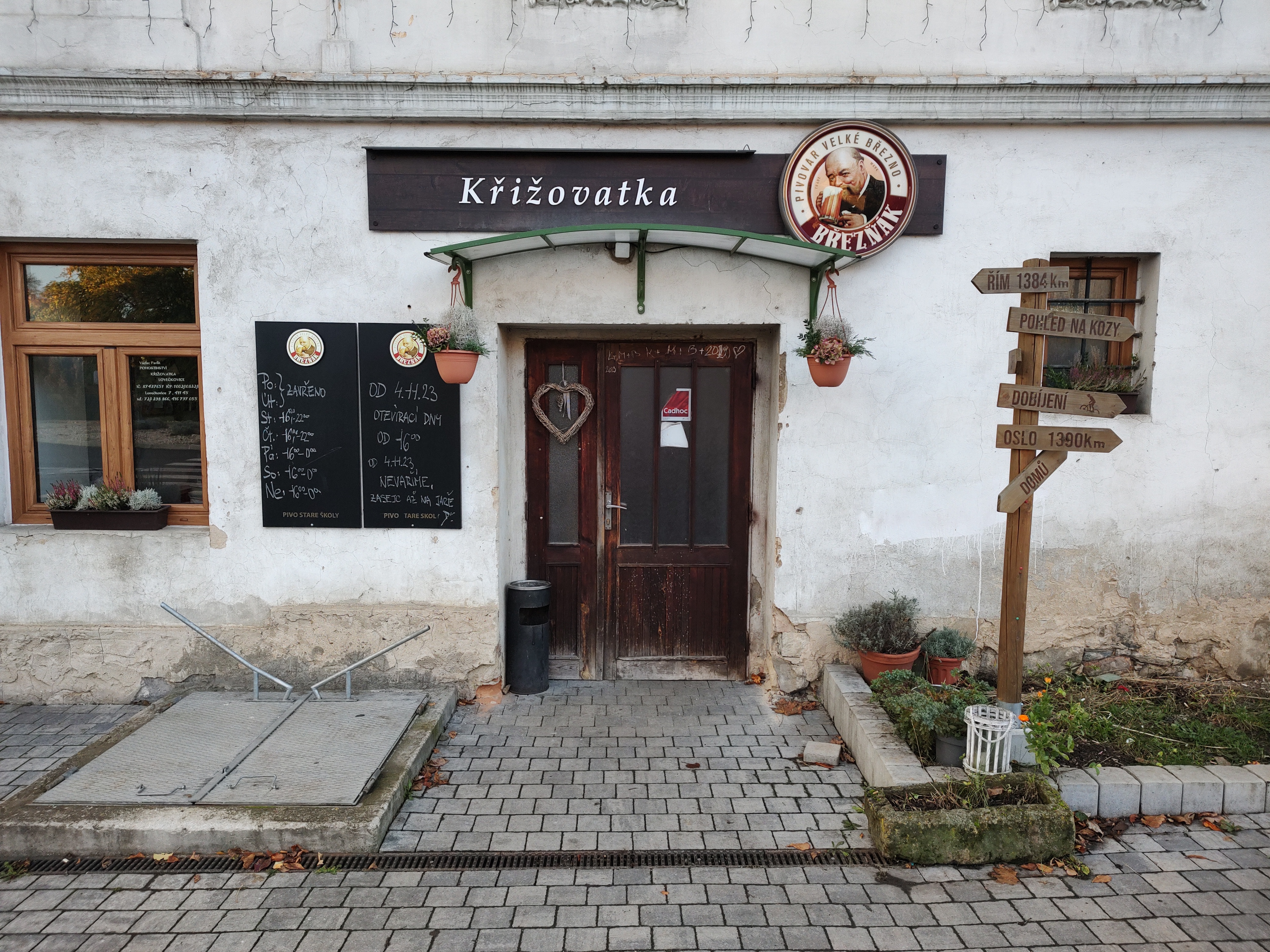 Pohostinství Křižovatka Lovečkovice foto 2