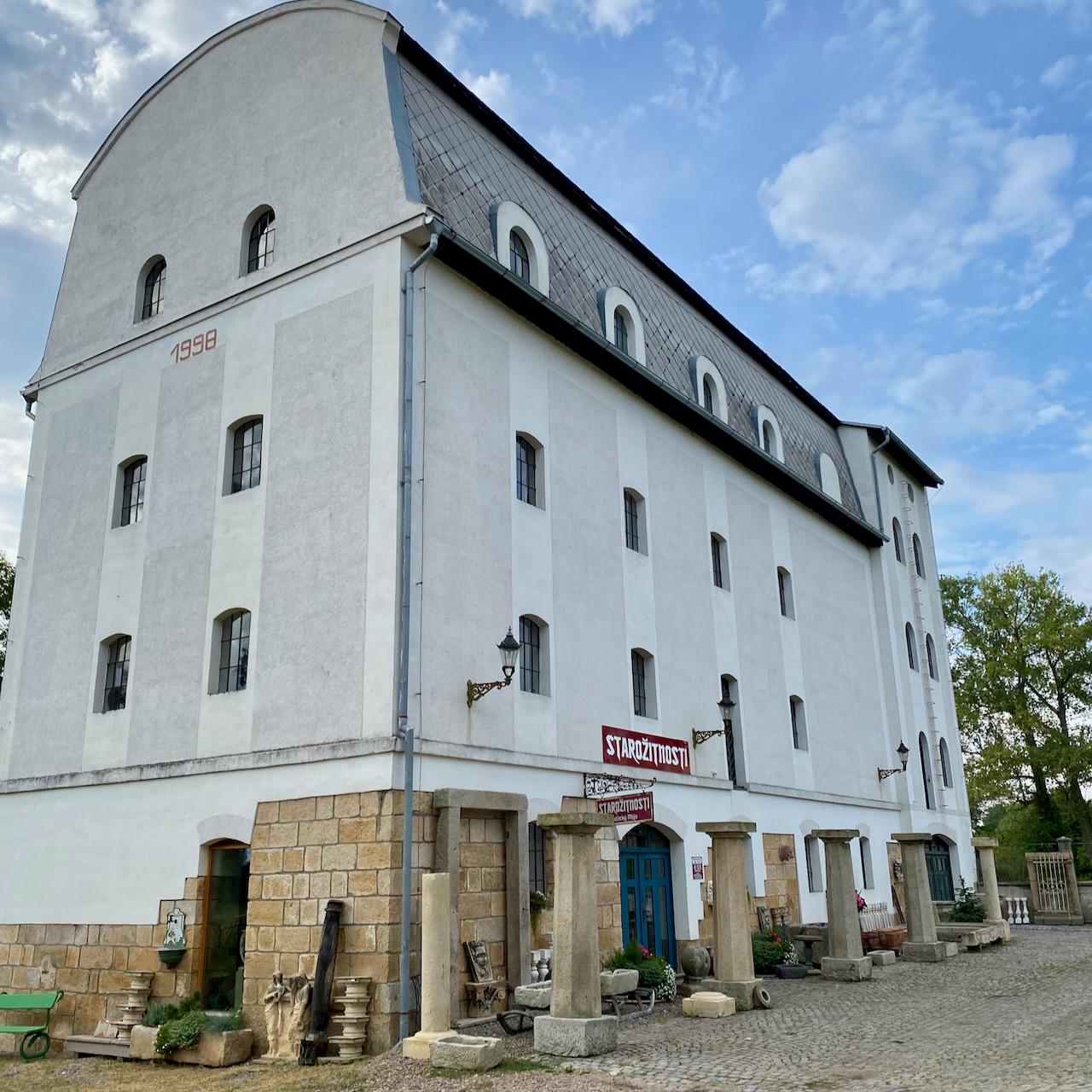 Starožitnosti Lučický mlýn foto 6