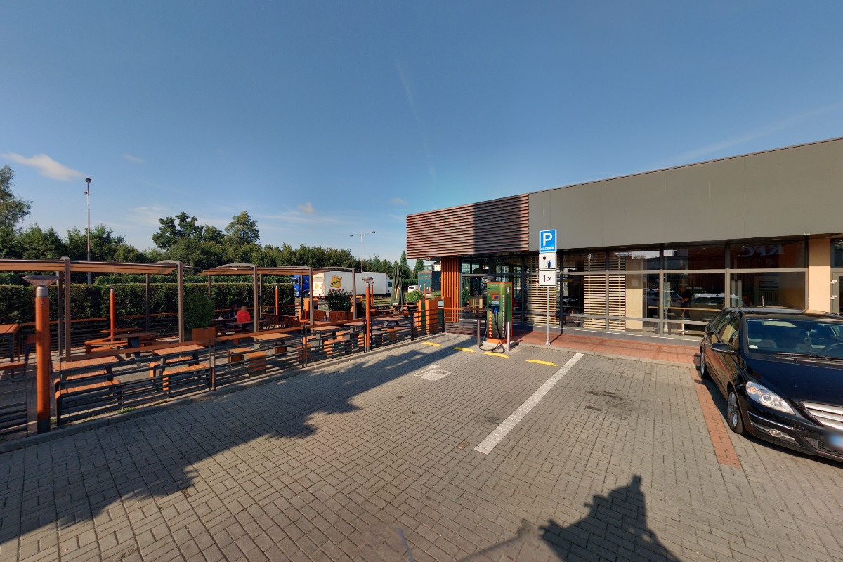 Nabíjecí stanice ČEZ