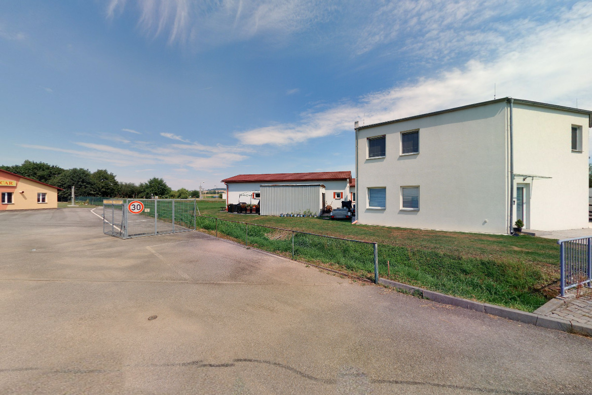 RV KUCHYŇSKÉ A NÁBYTKOVÉ STUDIO