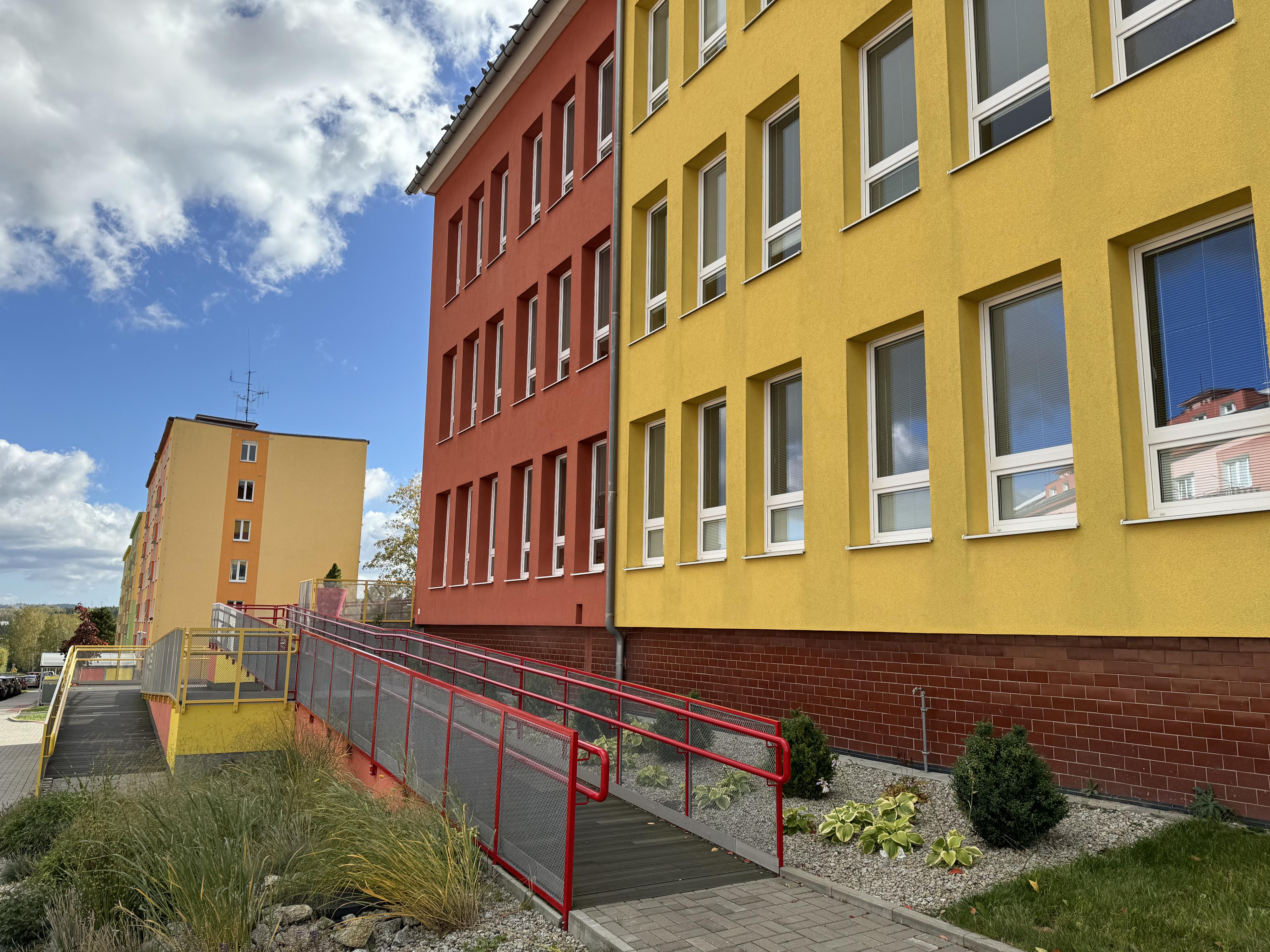 ZŠ Horní Slavkov, Školní foto 3