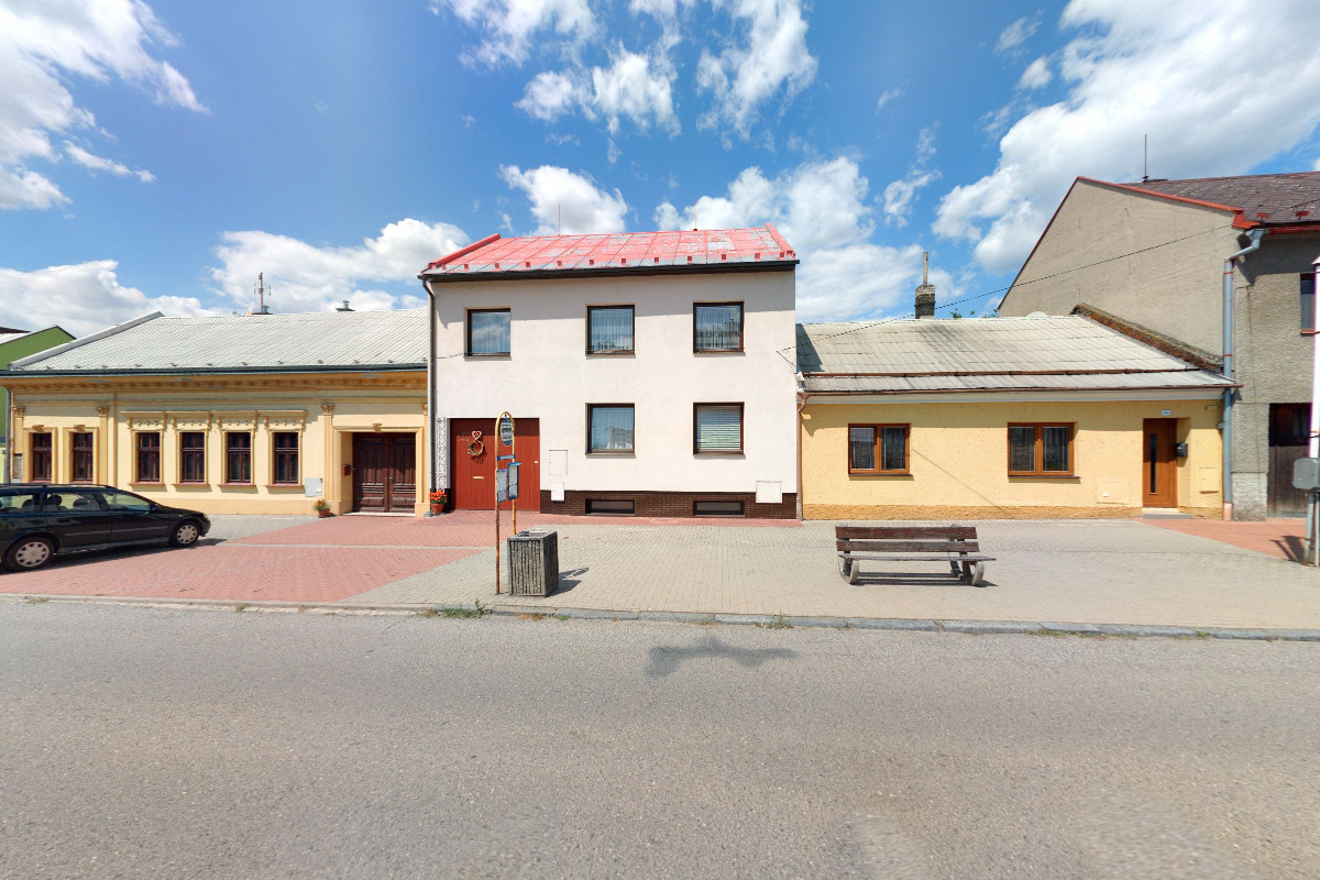 Petr Krumpholc - OK GROUP