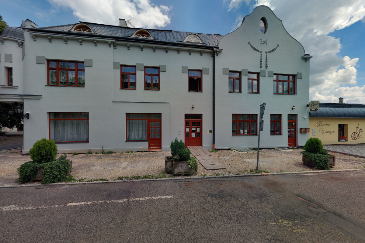 Nadace Valeč v Čechách, nadace